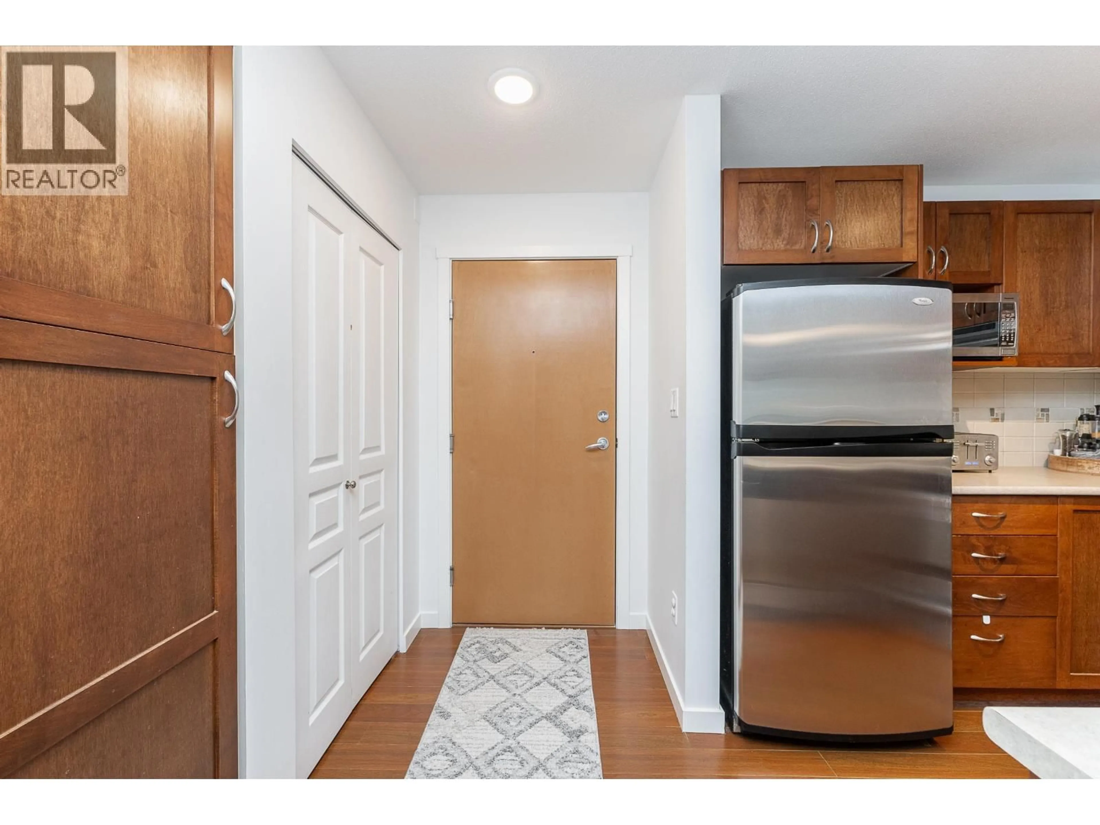 Unknown for 201 - 2951 SILVER SPRINGS BOULEVARD, Coquitlam British Columbia V3E3S4