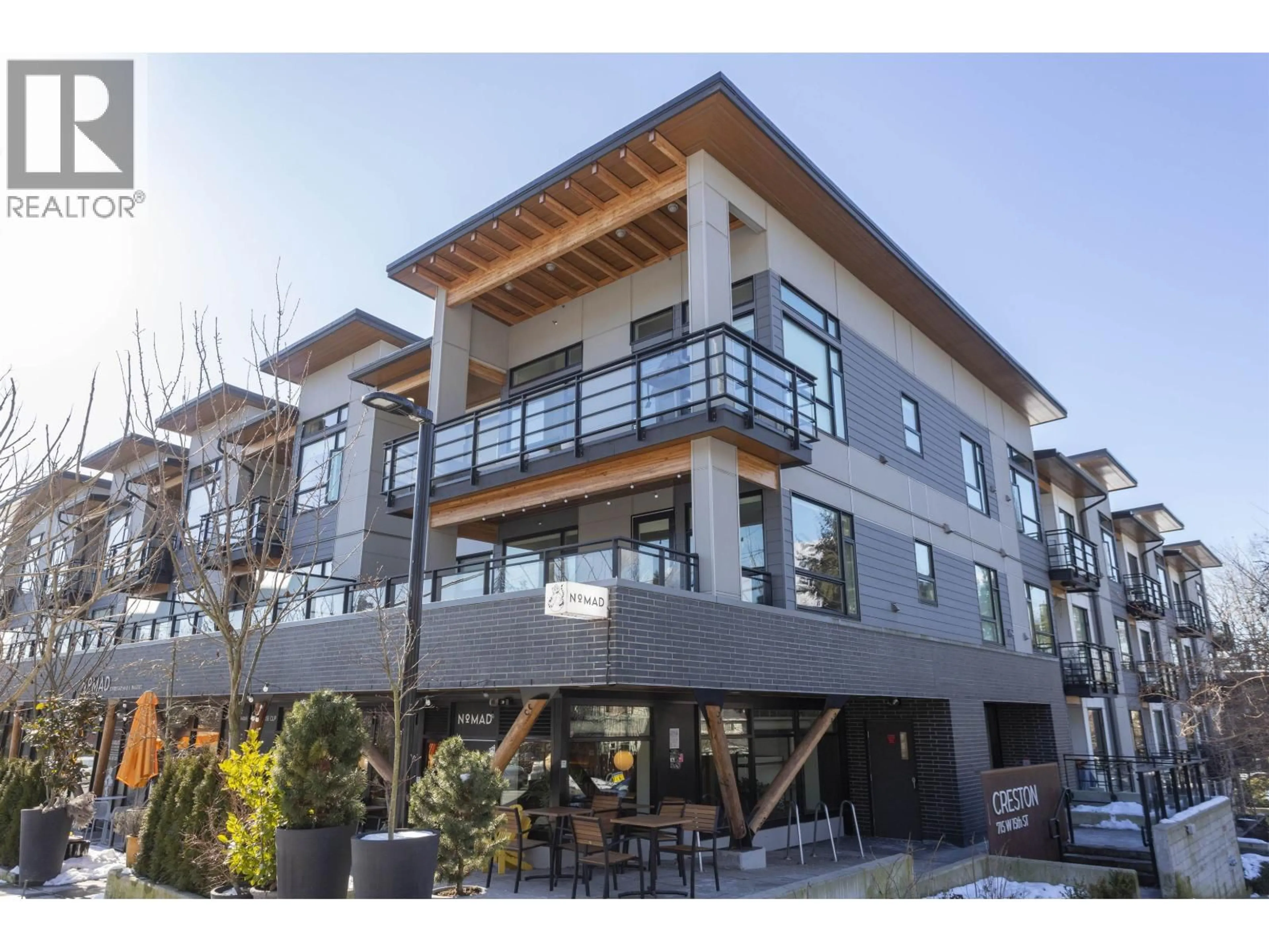 Patio, unknown for 204 - 715 15TH STREET, North Vancouver British Columbia V7M1T2