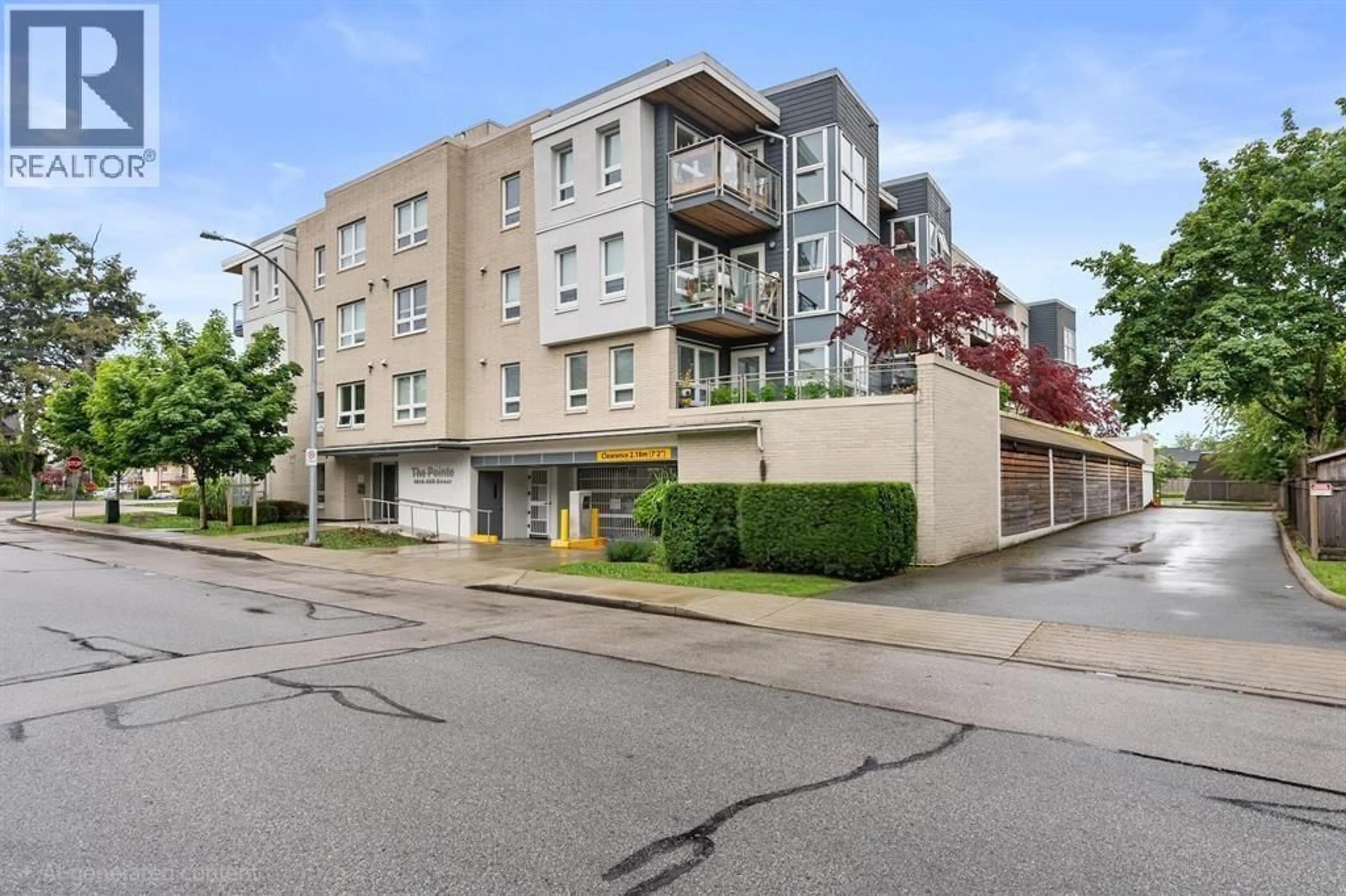 Unknown for 105 - 4815 55B STREET, Delta British Columbia V4K3V7