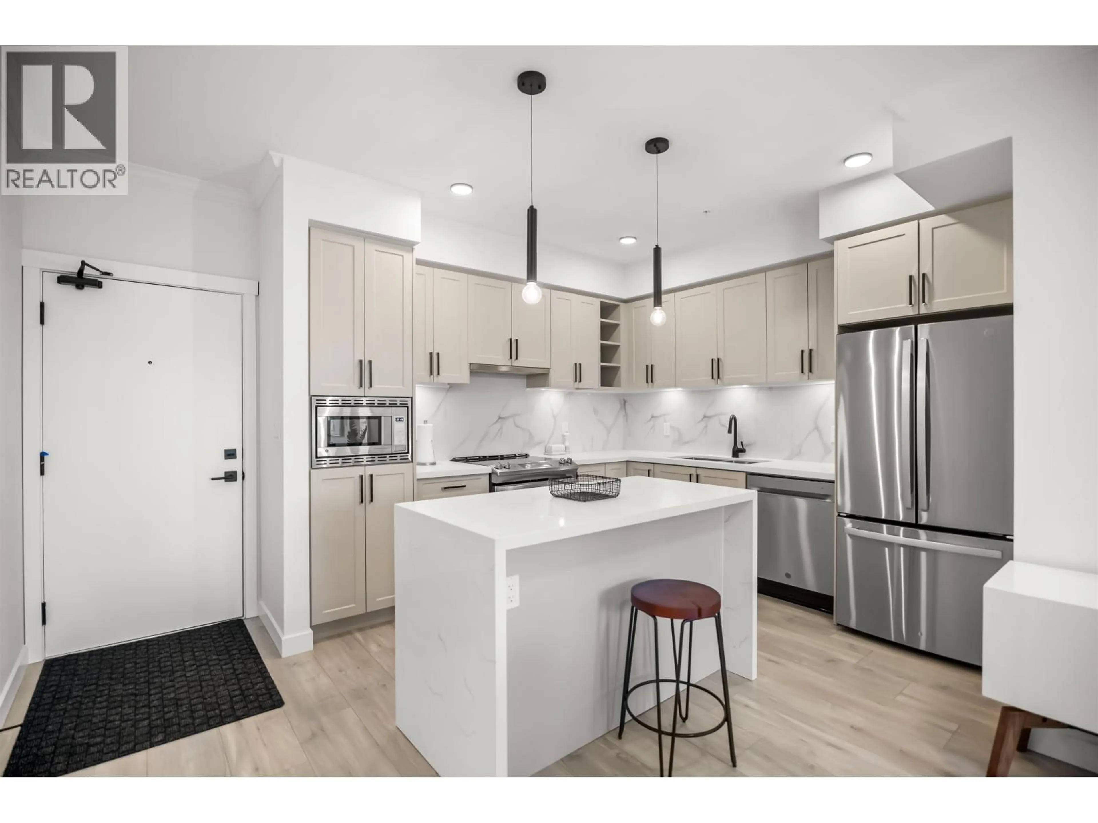 Open concept kitchen, unknown for 306 - 12109 223 STREET, Maple Ridge British Columbia V2X5Y6