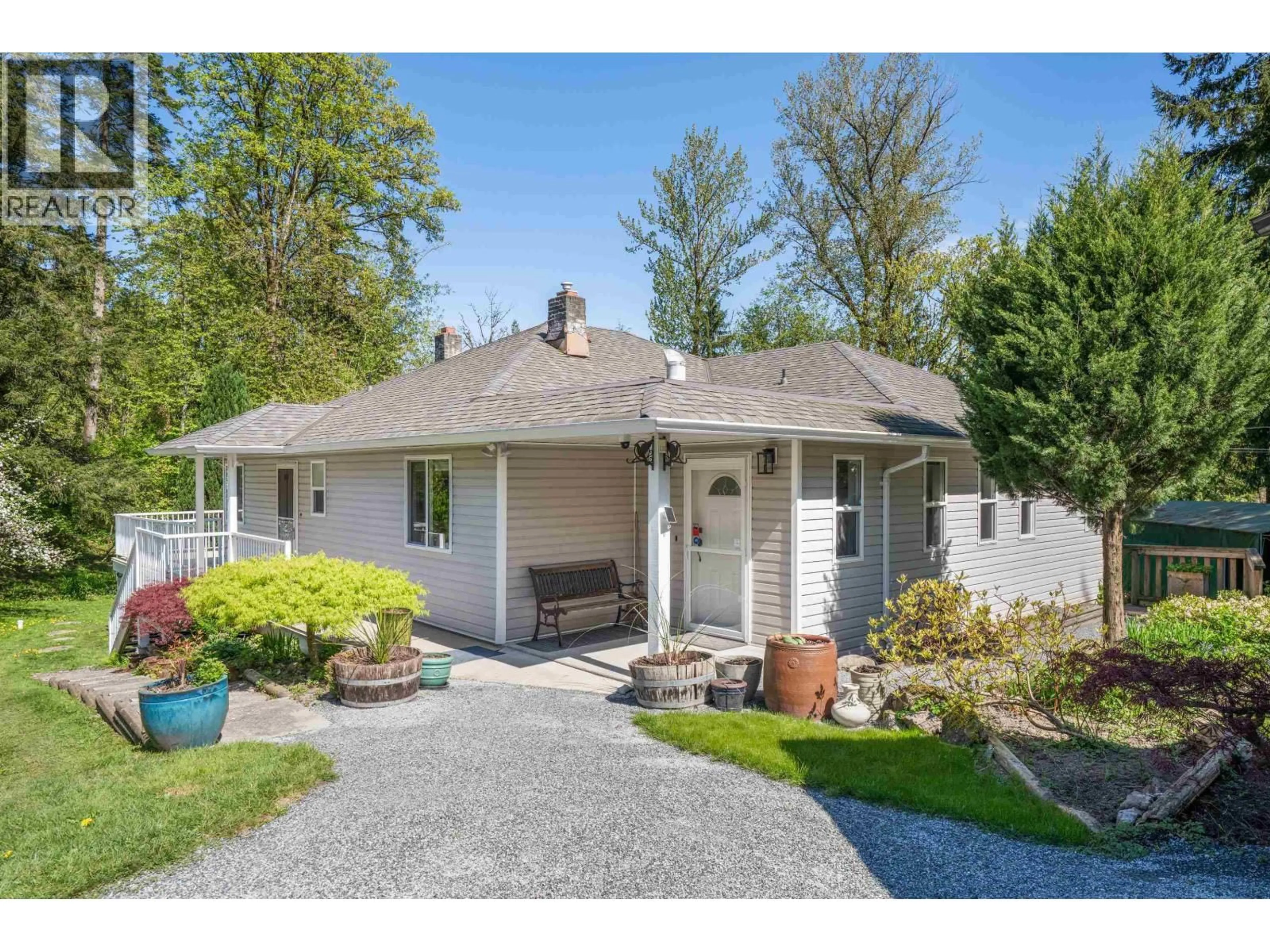 Home with vinyl exterior material, street for 28443 96 AVENUE, Maple Ridge British Columbia V2W1L2