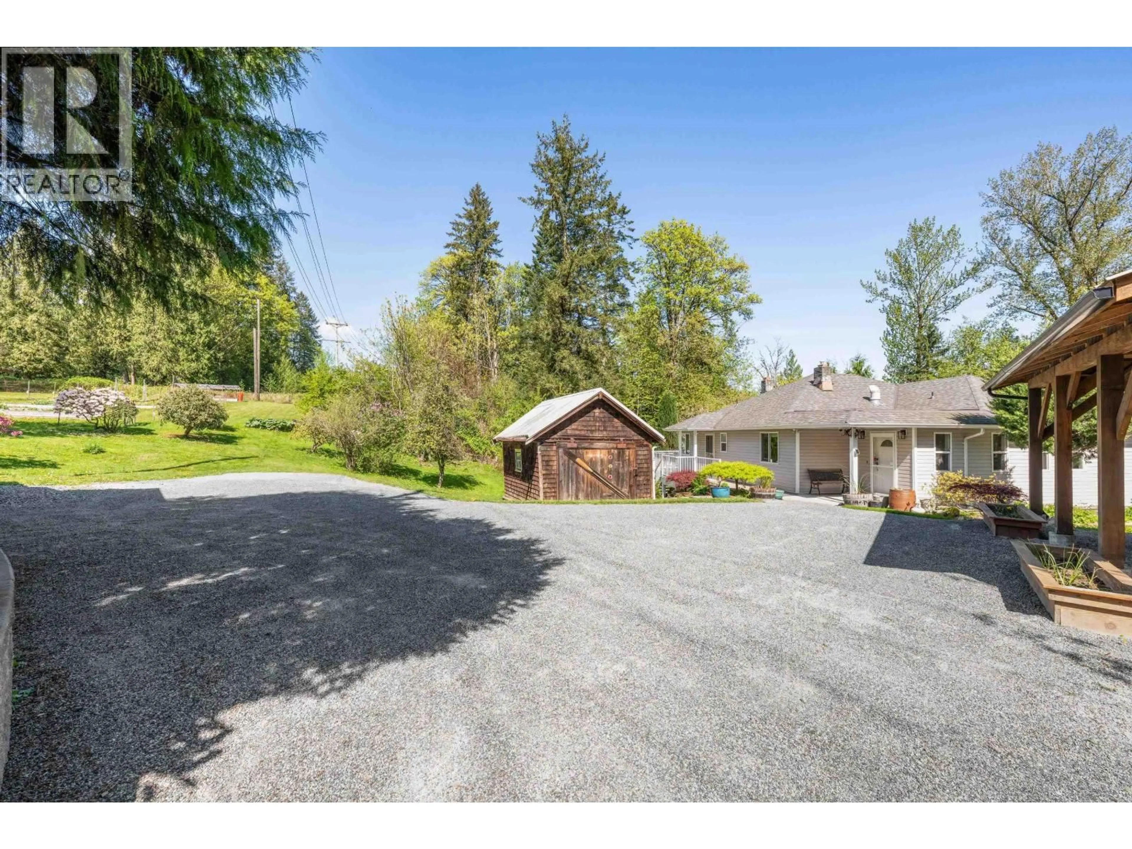 A pic from outside/outdoor area/front of a property/back of a property/a pic from drone, unknown for 28443 96 AVENUE, Maple Ridge British Columbia V2W1L2