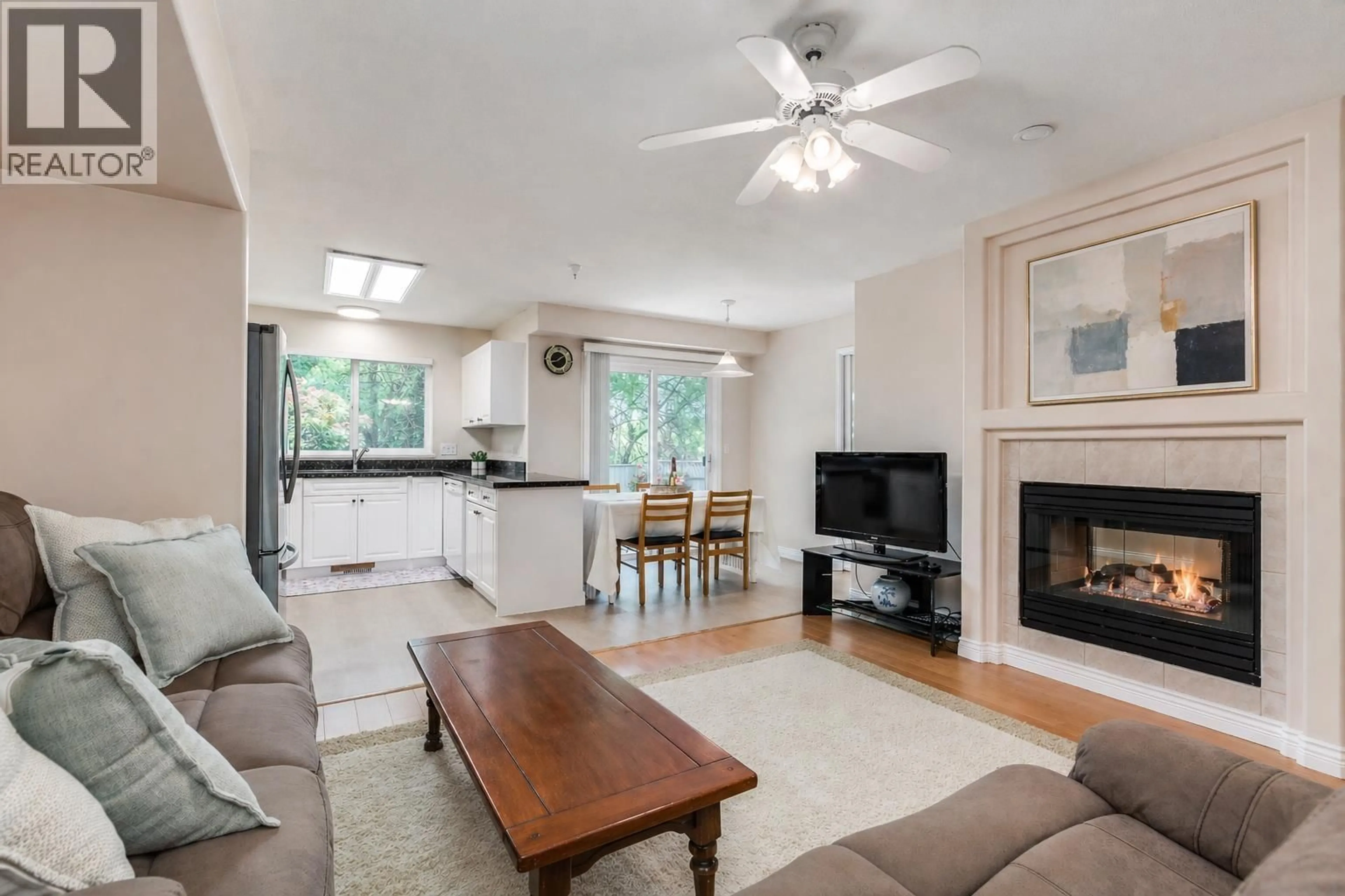 Living room with furniture, wood/laminate floor for A19 - 3075 SKEENA STREET, Port Coquitlam British Columbia V3B7T4