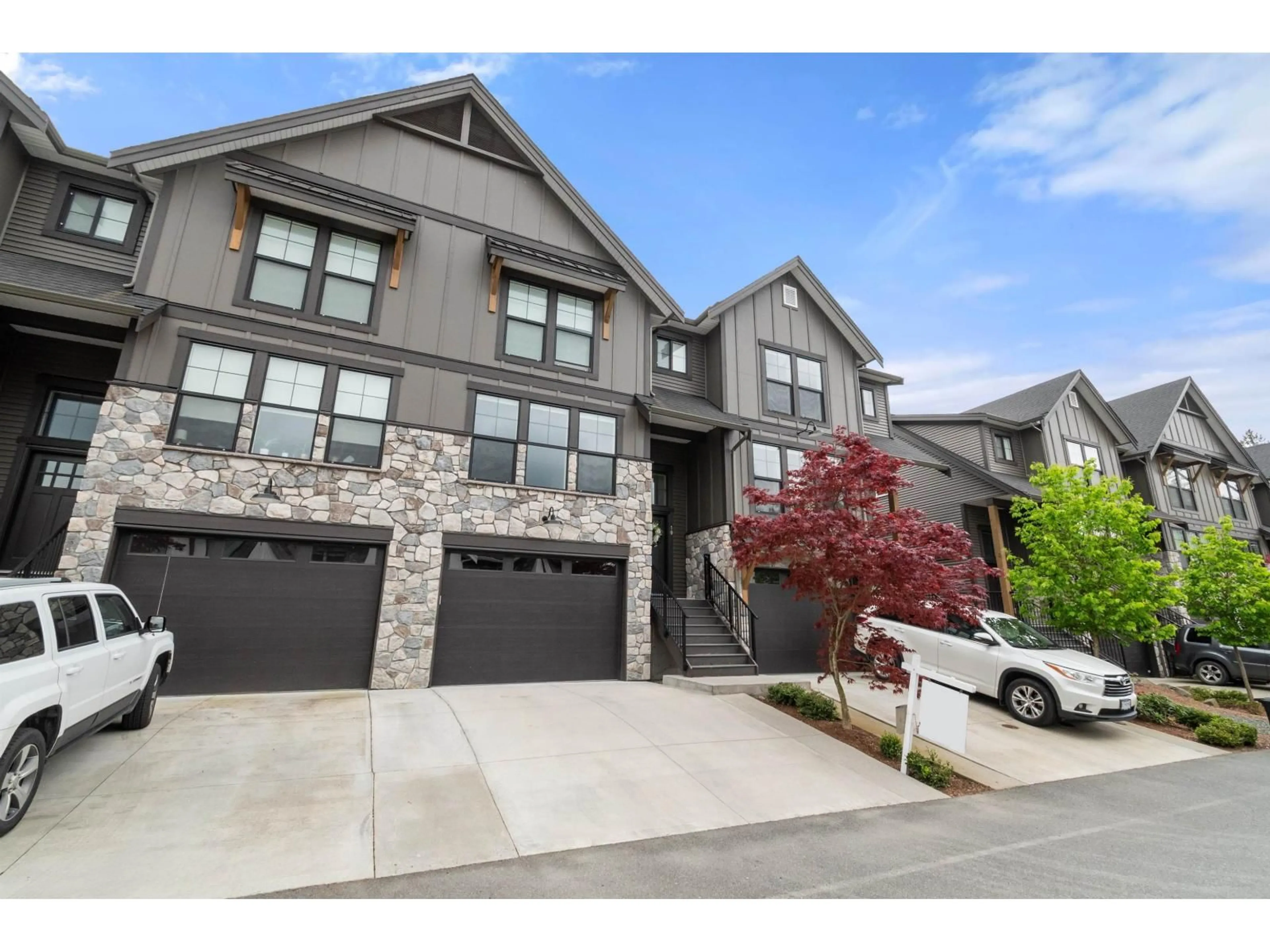 Home with brick exterior material, street for 10 - 47203 VISTA PLACE, Chilliwack British Columbia V2R6E2