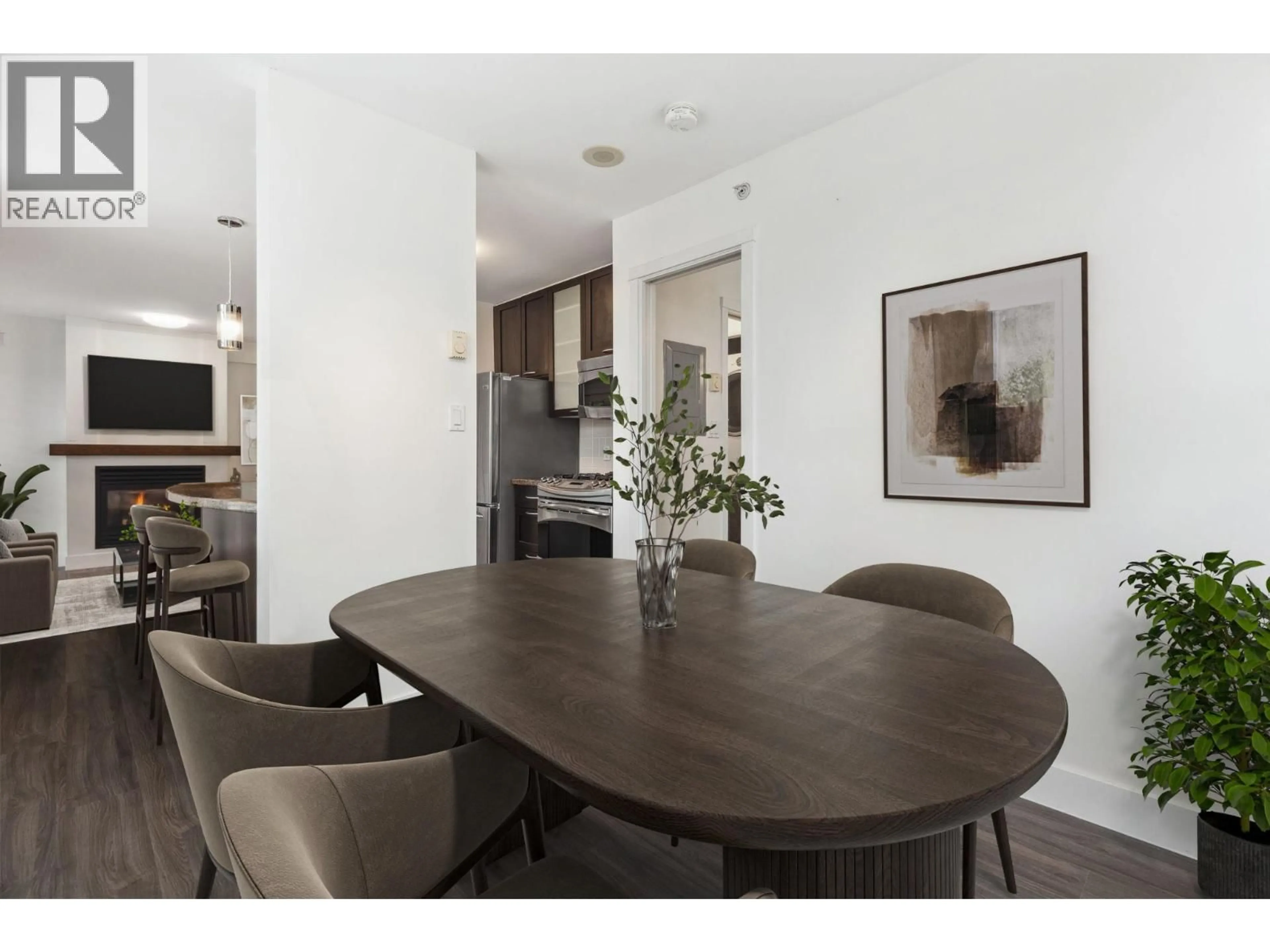 Dining room, unknown for 2002 - 989 RICHARDS STREET, Vancouver British Columbia V6B6R6