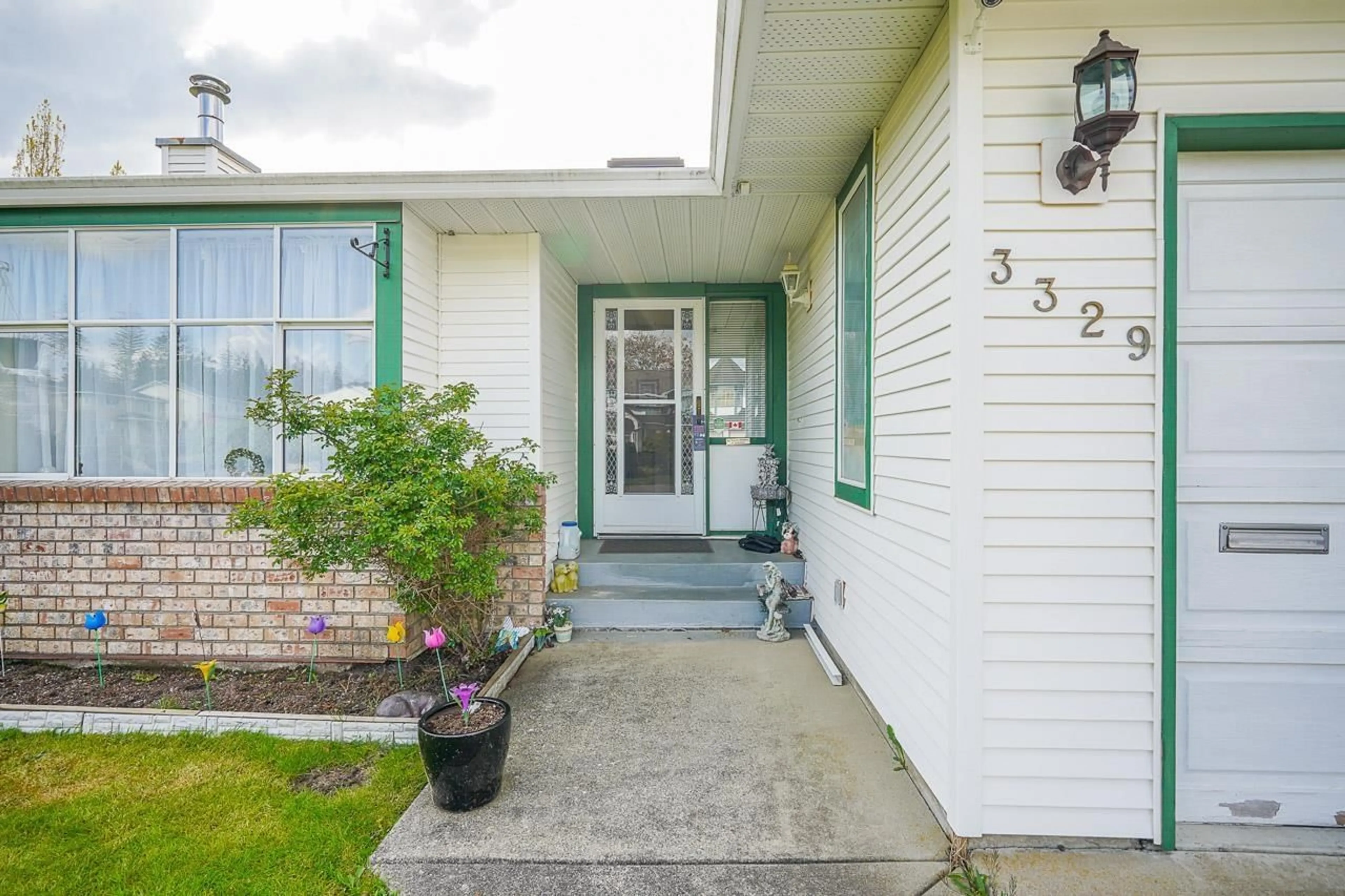 Unknown for 3329 197 STREET, Langley British Columbia V3A7X4