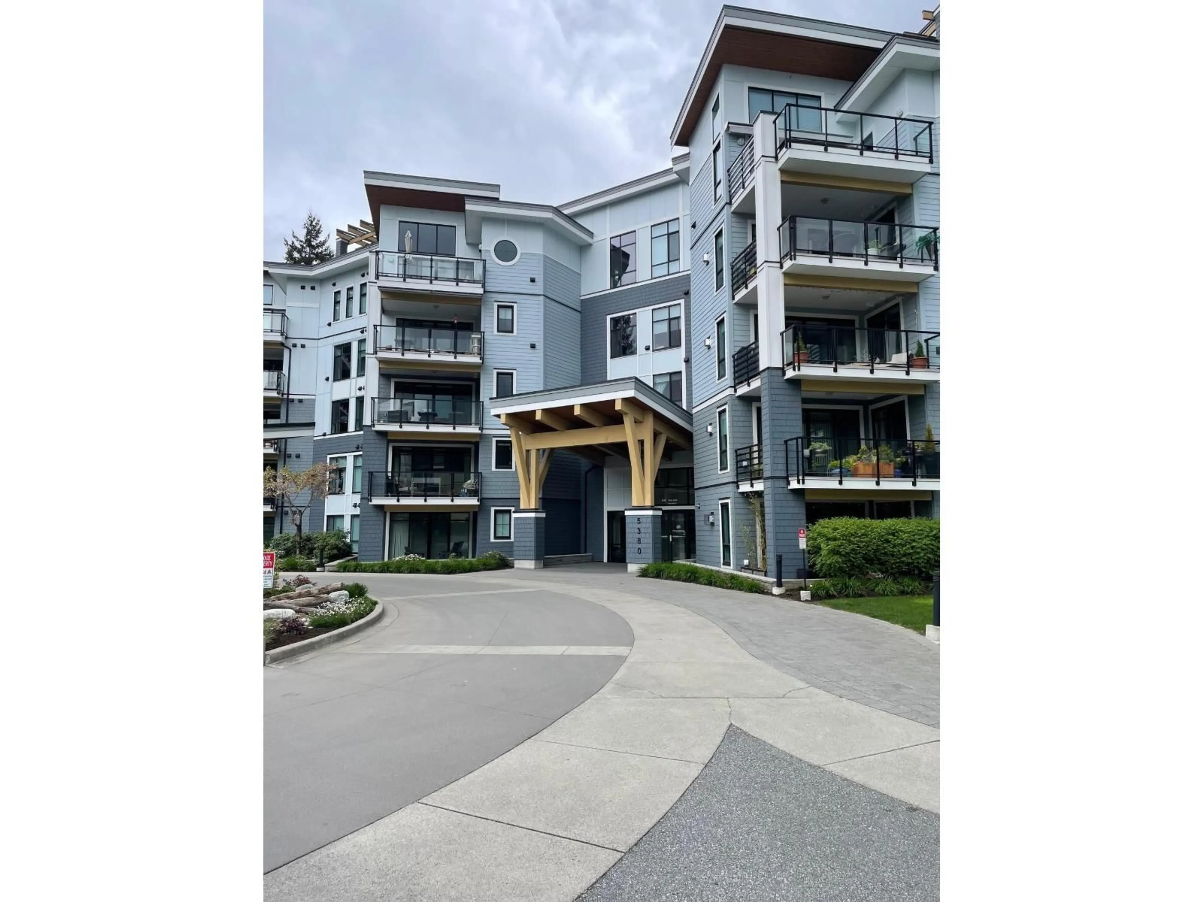 A pic from outside/outdoor area/front of a property/back of a property/a pic from drone, unknown for 101 - 5380 TYEE LANE, Chilliwack British Columbia V2R6B6