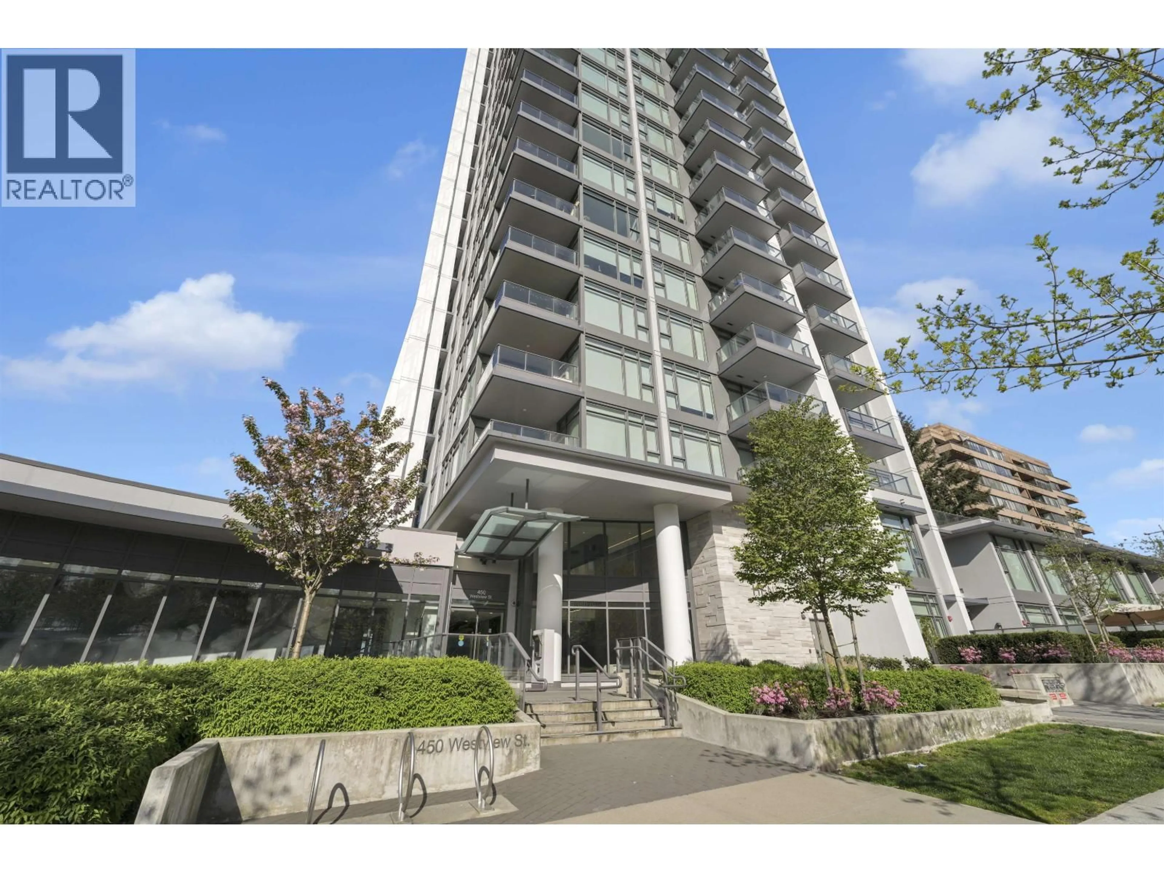Indoor foyer for 403 - 450 WESTVIEW STREET, Coquitlam British Columbia V3K0G3
