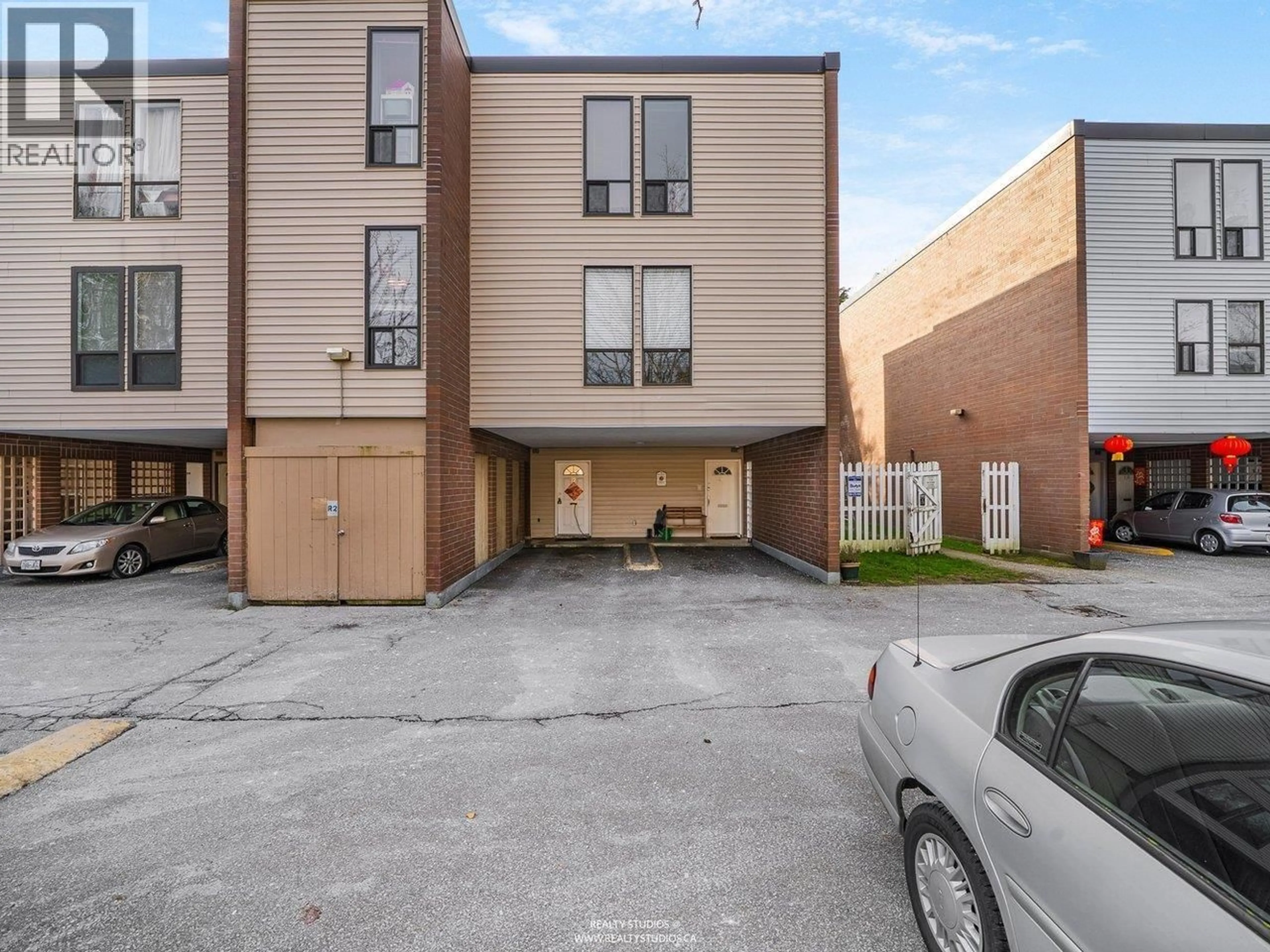 Unknown for 21 - 10200 4TH AVENUE, Richmond British Columbia V7E1V3