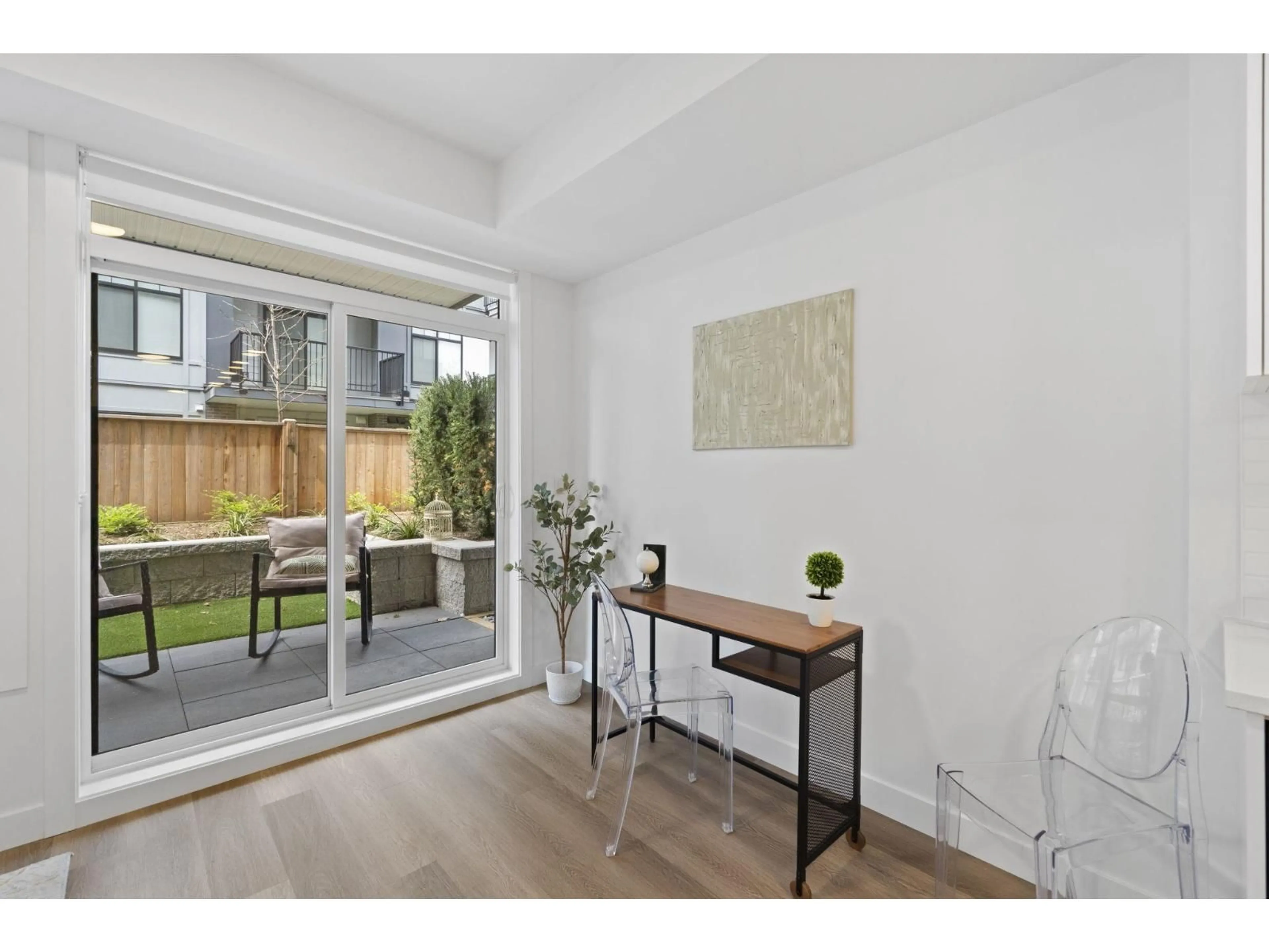 A pic of a room for 304 - 33820 SOUTH FRASER WAY, Abbotsford British Columbia V2S2C5