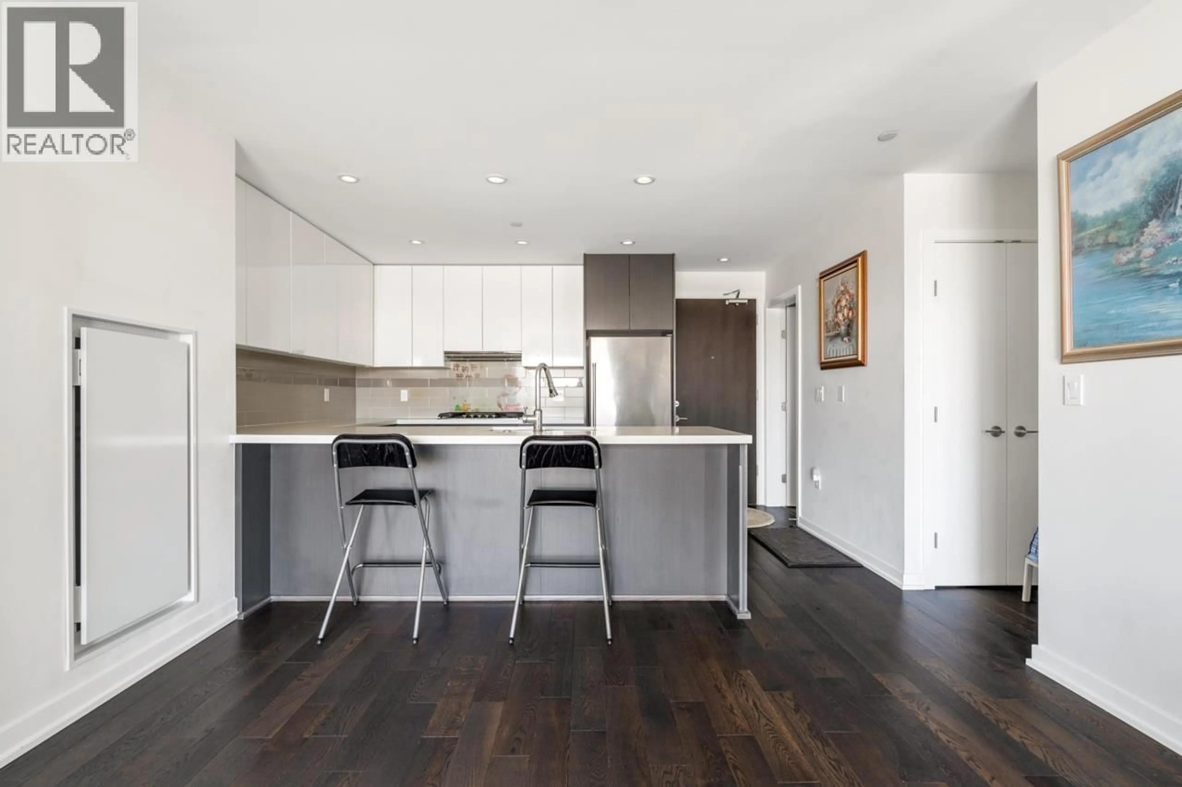 Contemporary kitchen, wood/laminate floor for 535 - 7008 RIVER PARKWAY, Richmond British Columbia V6X0R1