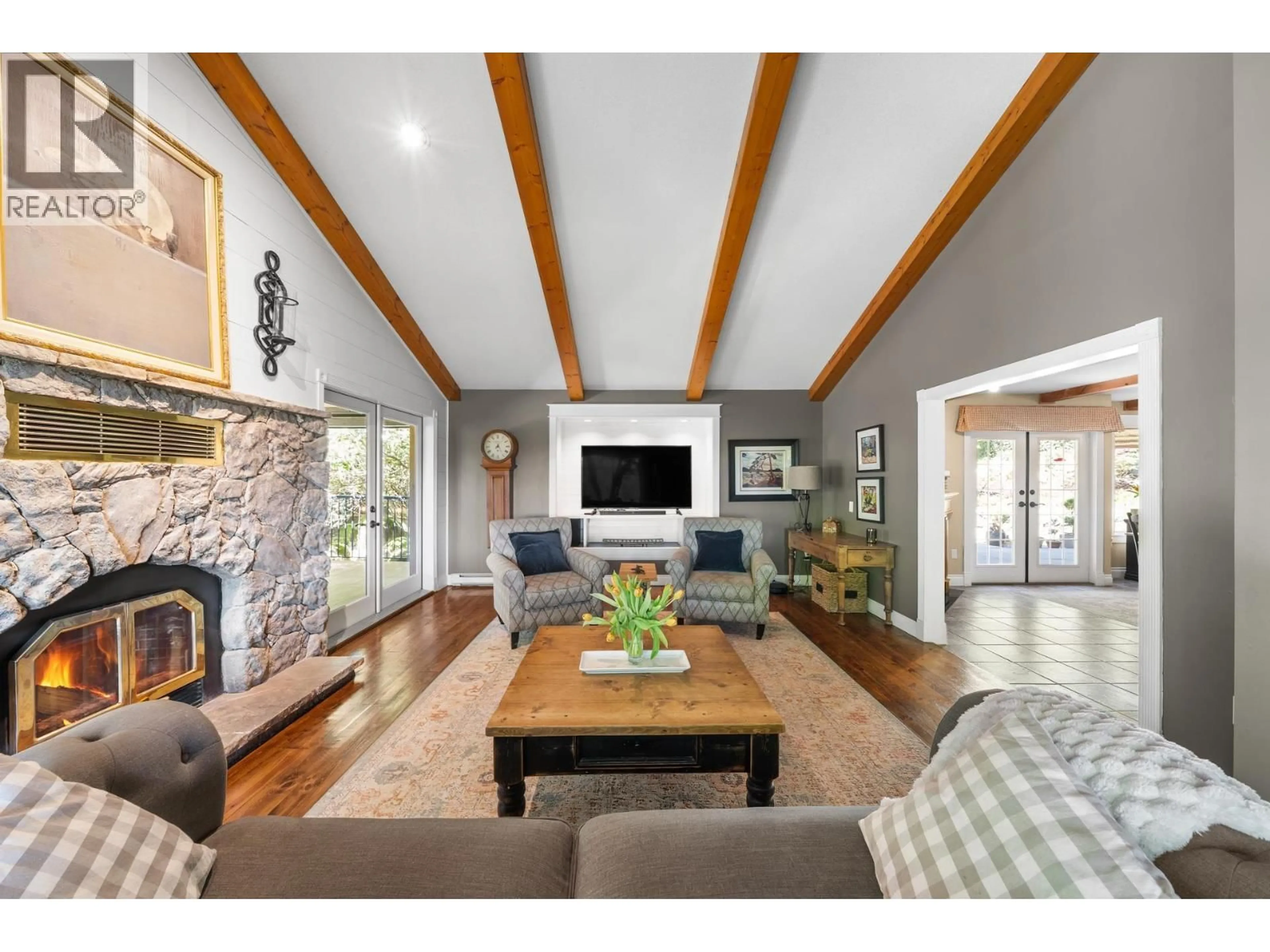 Living room with furniture, wood/laminate floor for 27724 ARBUTUS PLACE, Maple Ridge British Columbia V2W1N4