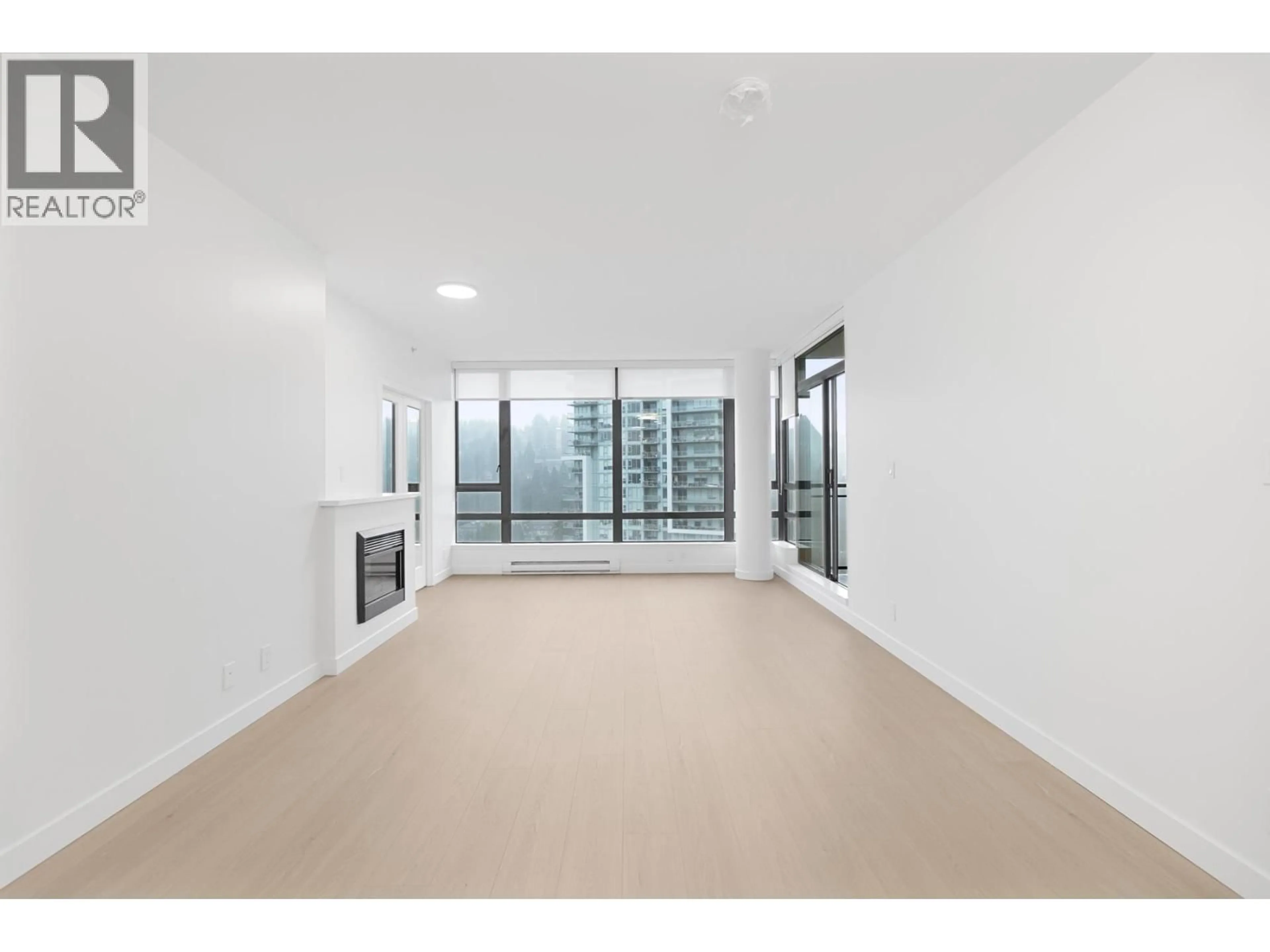 Indoor foyer for 1803 - 400 CAPILANO ROAD, Port Moody British Columbia V3H0E1