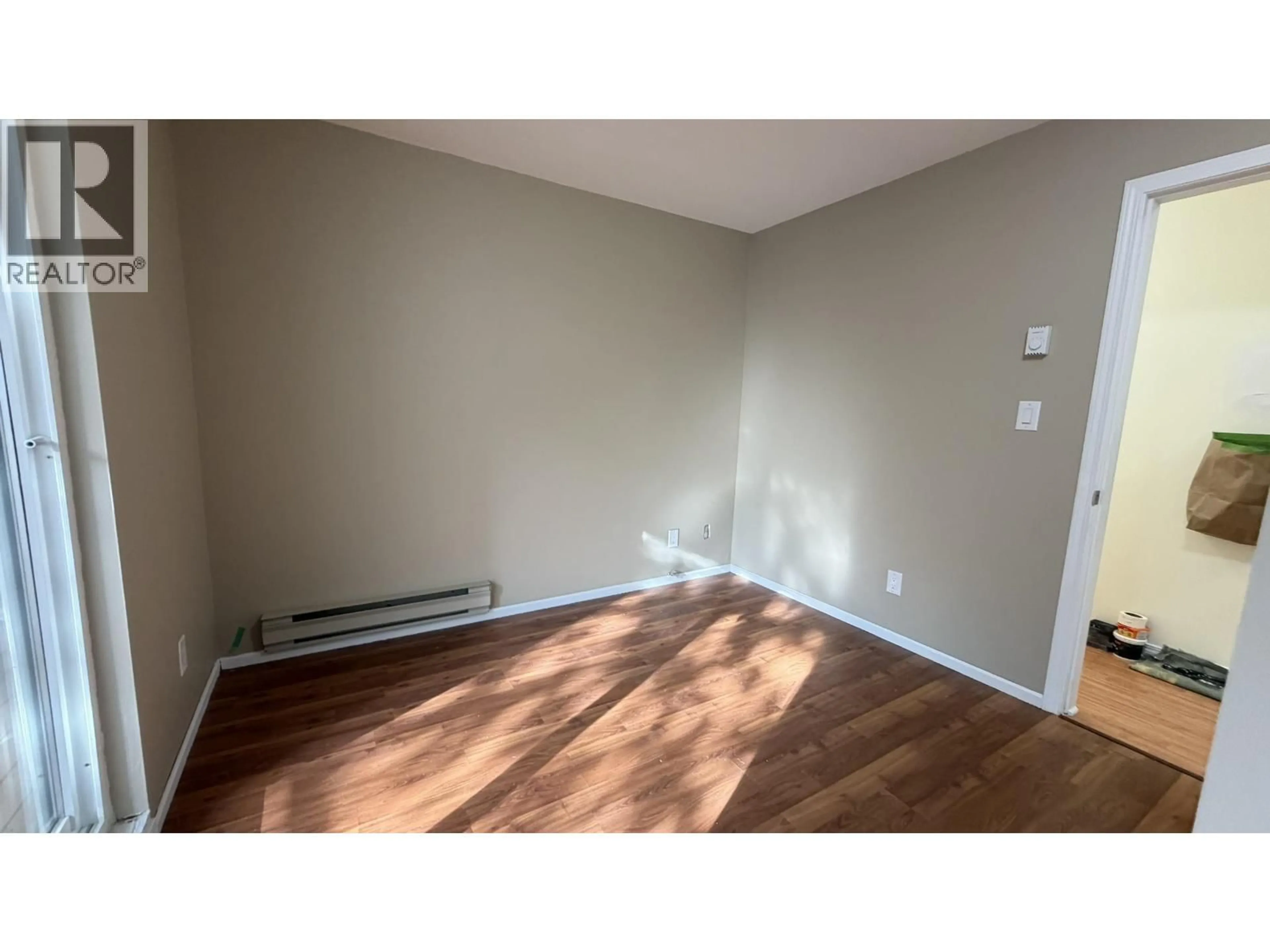 A pic of a room for 104 - 11963 223 STREET, Maple Ridge British Columbia V2X5Y4