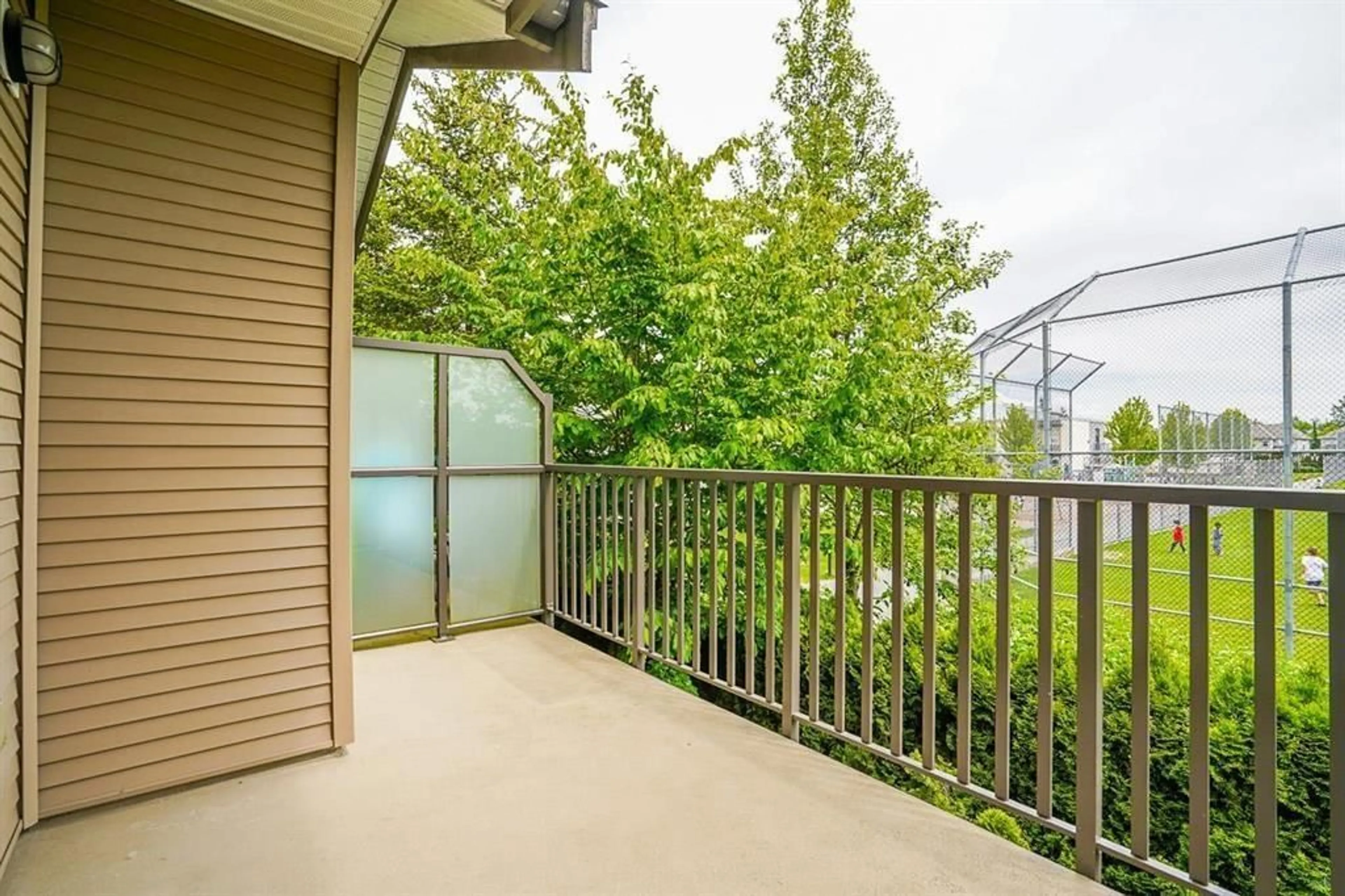 Patio, water/lake/river/ocean view for 25 - 8250 209B STREET, Langley British Columbia V2Y0J7