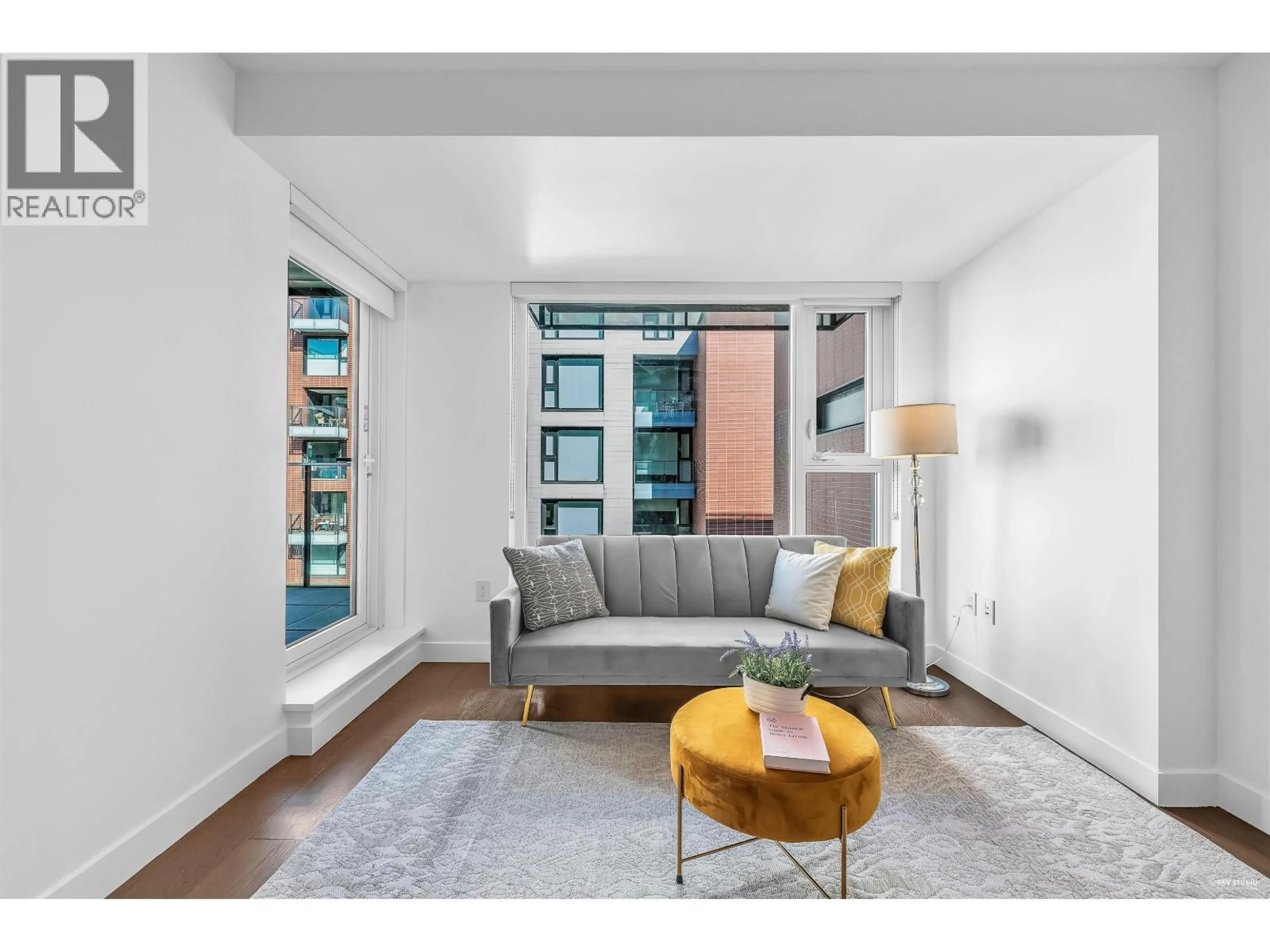 Living room with furniture, unknown for 506 - 1571 57TH AVENUE, Vancouver British Columbia V6P0H7