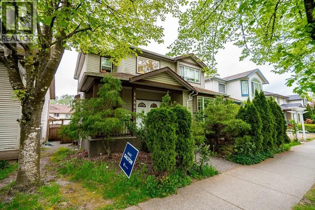 11861 240 STREET, Maple Ridge 3