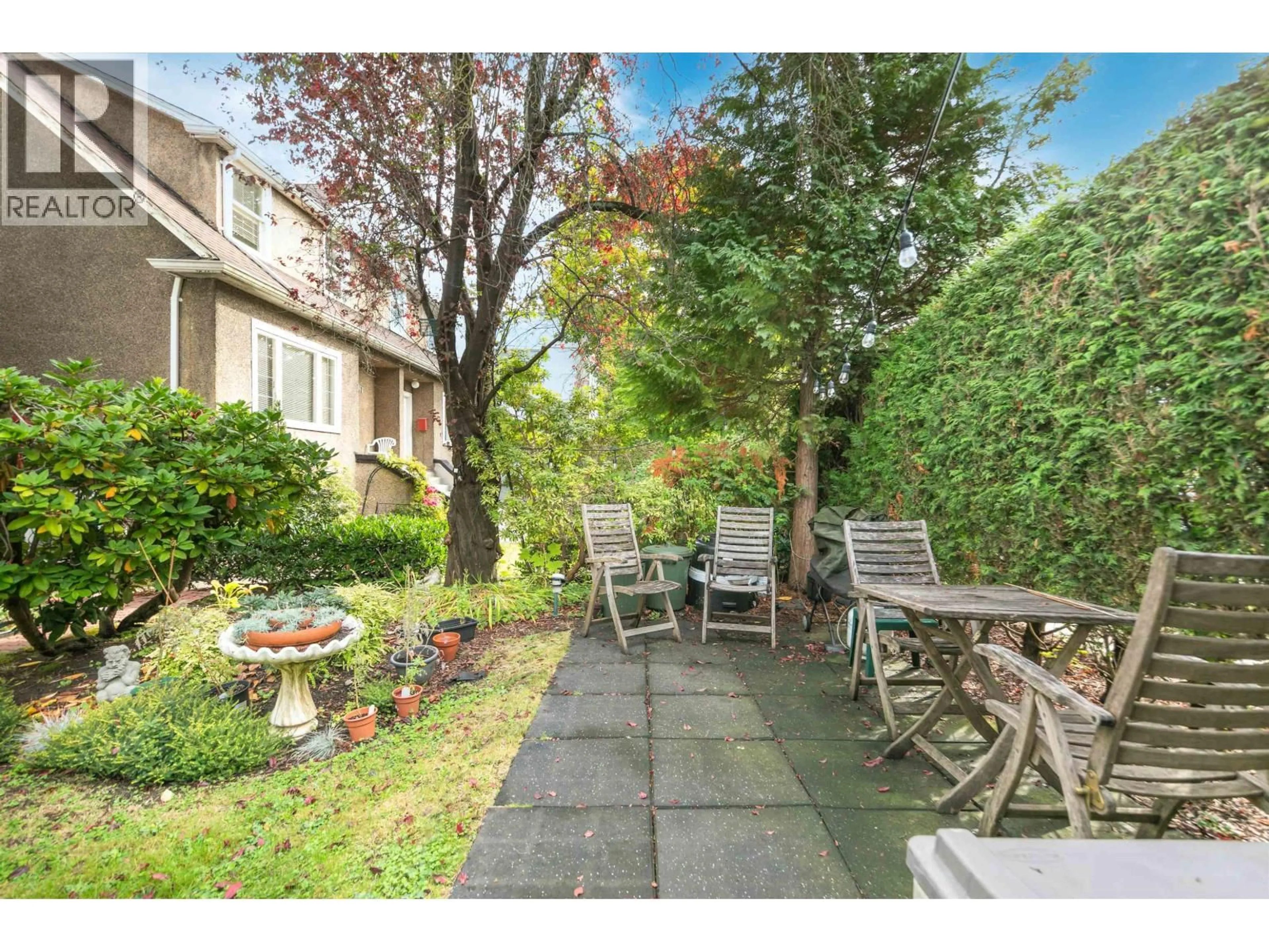 Patio, street for 303 - 1131 11TH AVENUE, Vancouver British Columbia V6H1K4