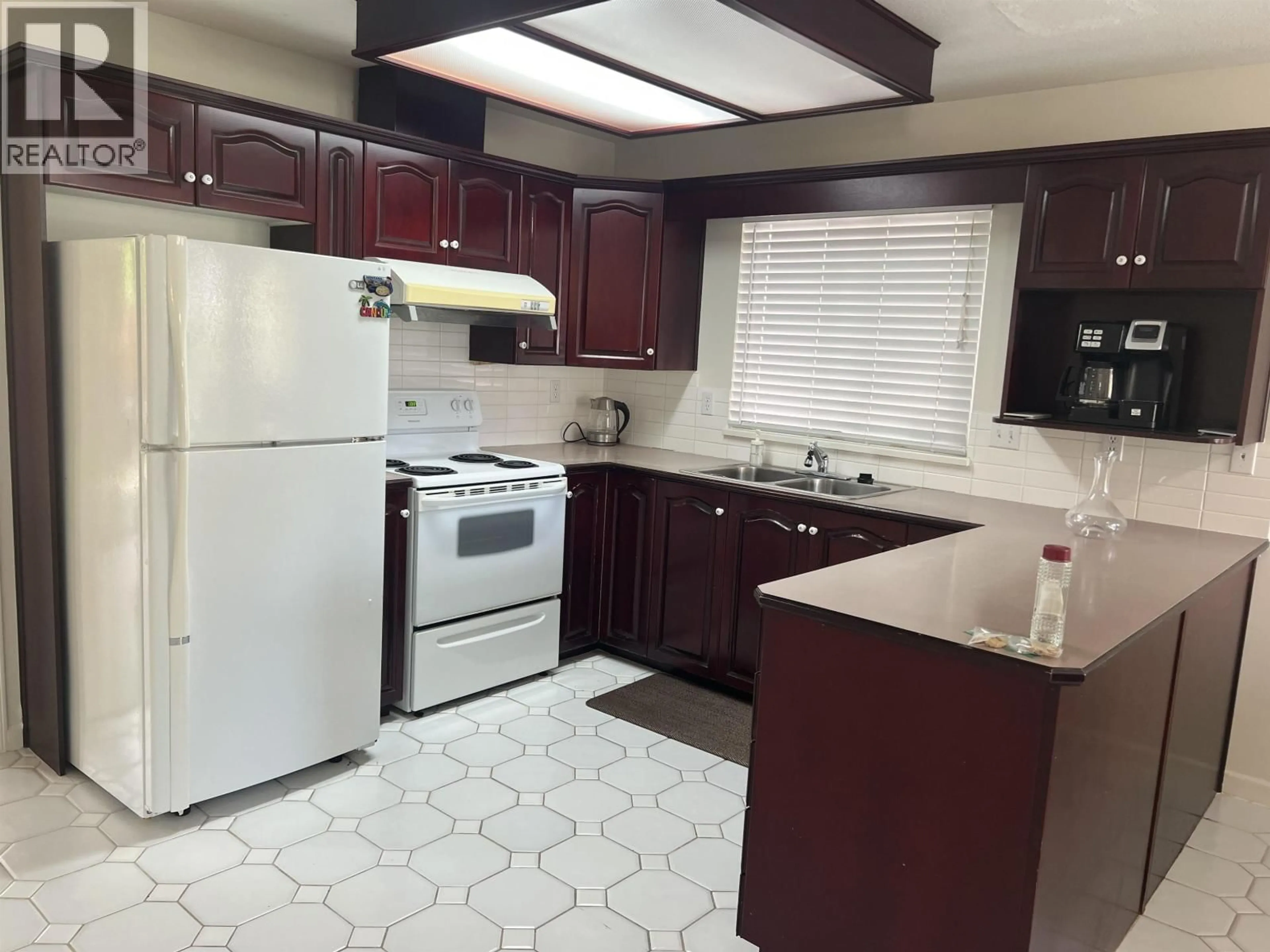 Standard kitchen, ceramic/tile floor for 34 - 8051 ASH STREET, Richmond British Columbia V6Y3X6