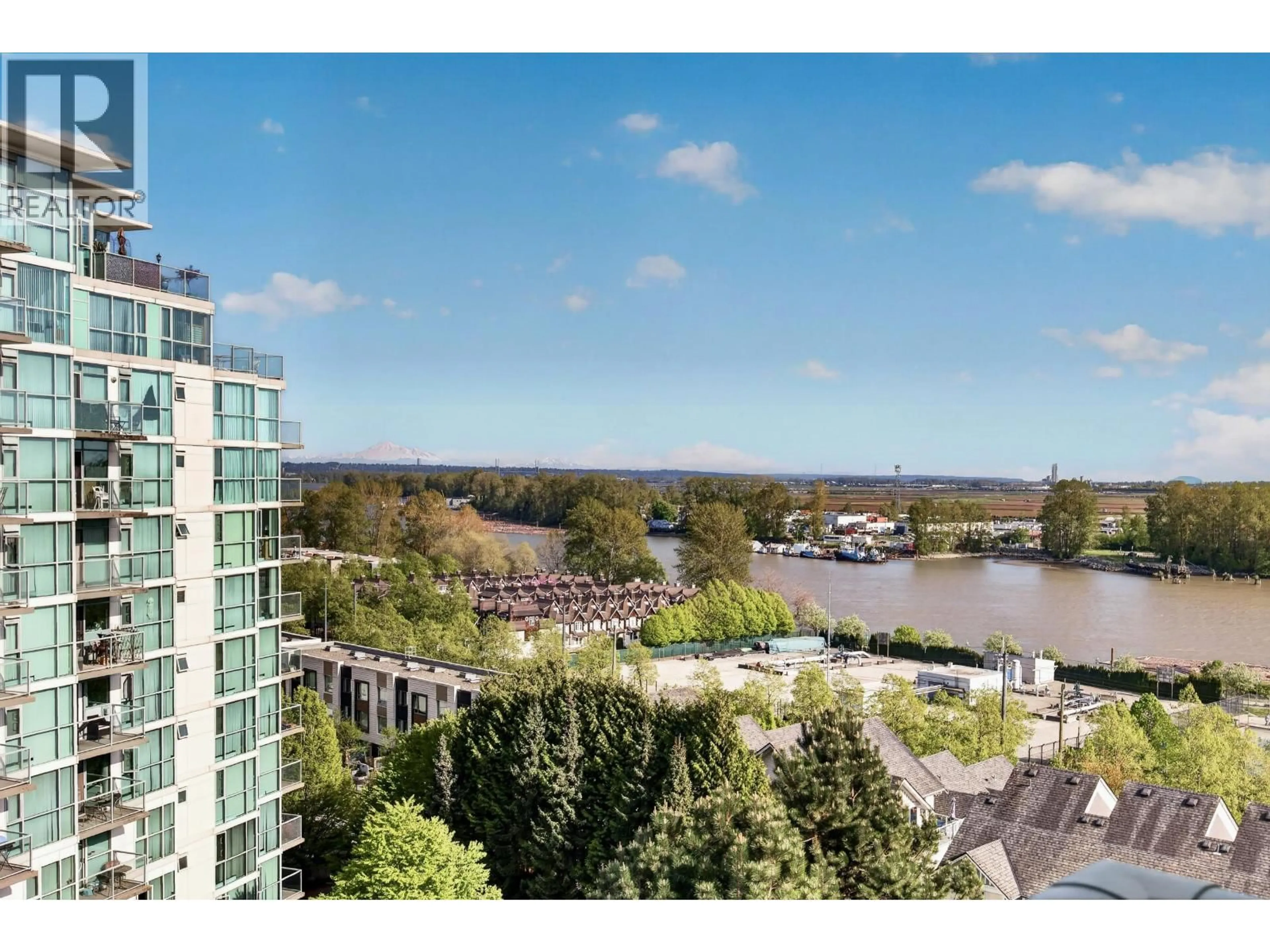 A pic from outside/outdoor area/front of a property/back of a property/a pic from drone, water/lake/river/ocean view for 1001 - 2733 CHANDLERY PLACE, Vancouver British Columbia V5S4V3
