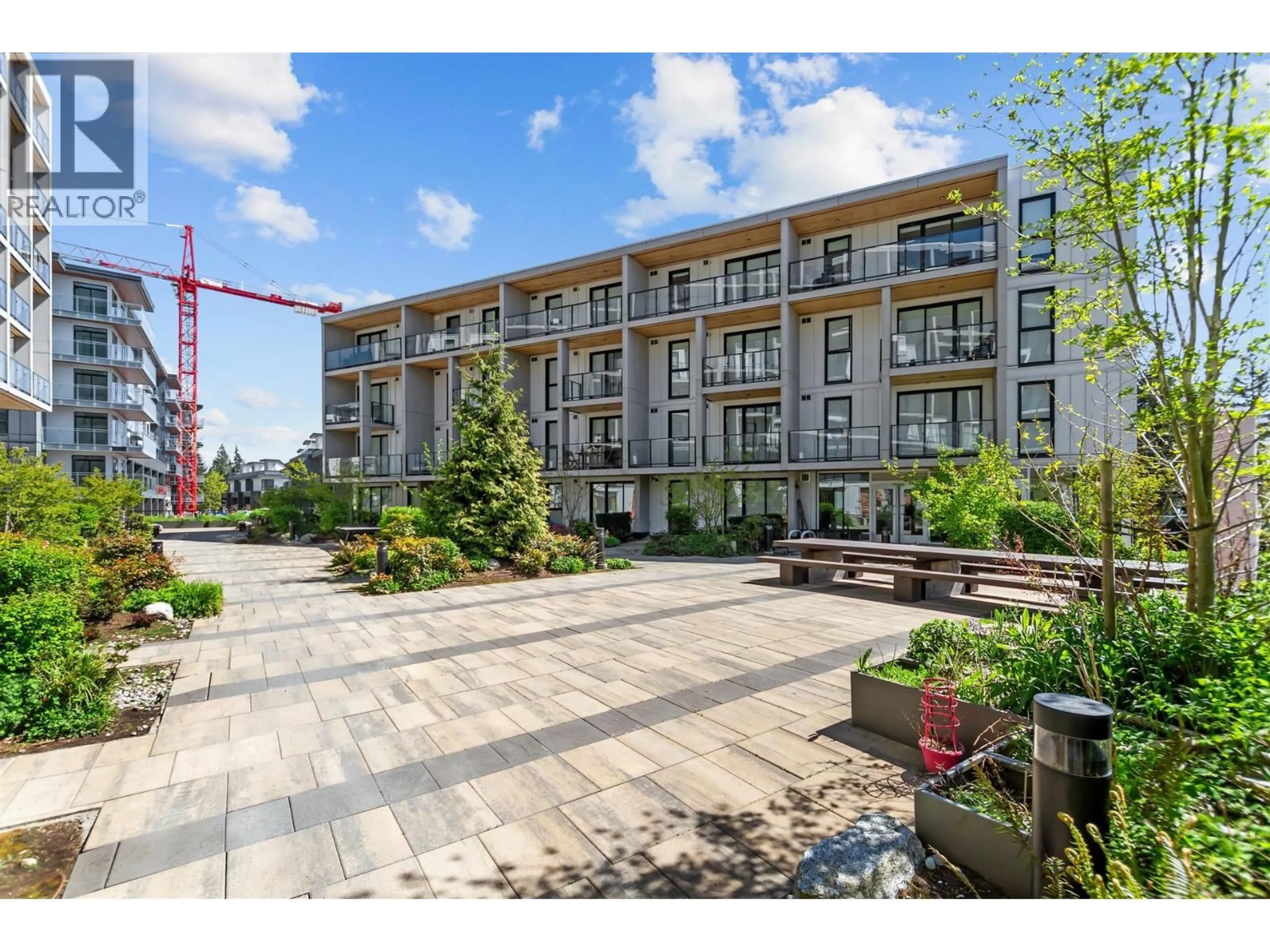 Patio, unknown for 203 - 9580 TOWER ROAD, Burnaby British Columbia V5A0G5