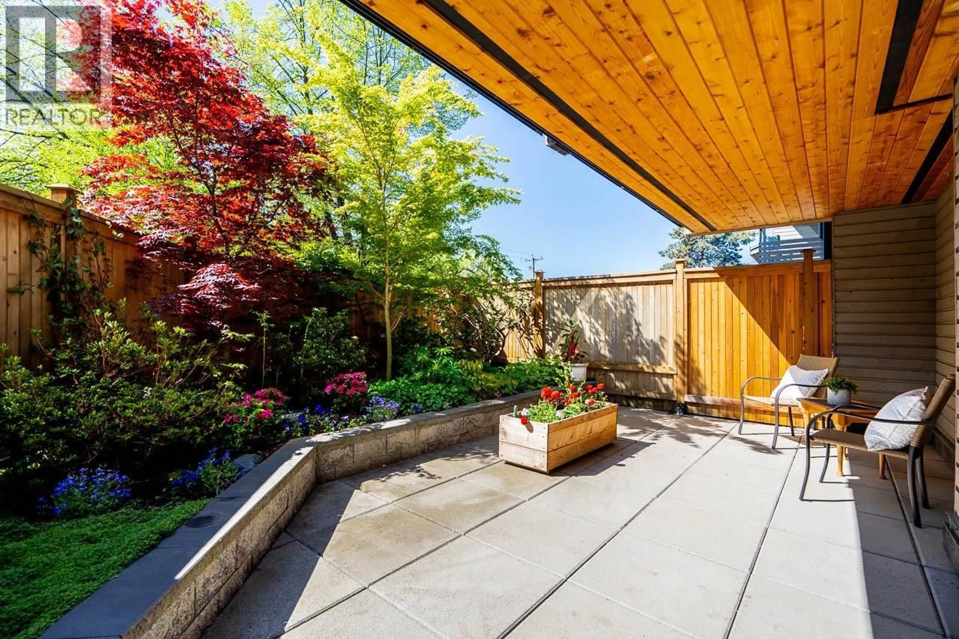 Patio, street for 206 - 1549 KITCHENER STREET, Vancouver British Columbia V5L2V8