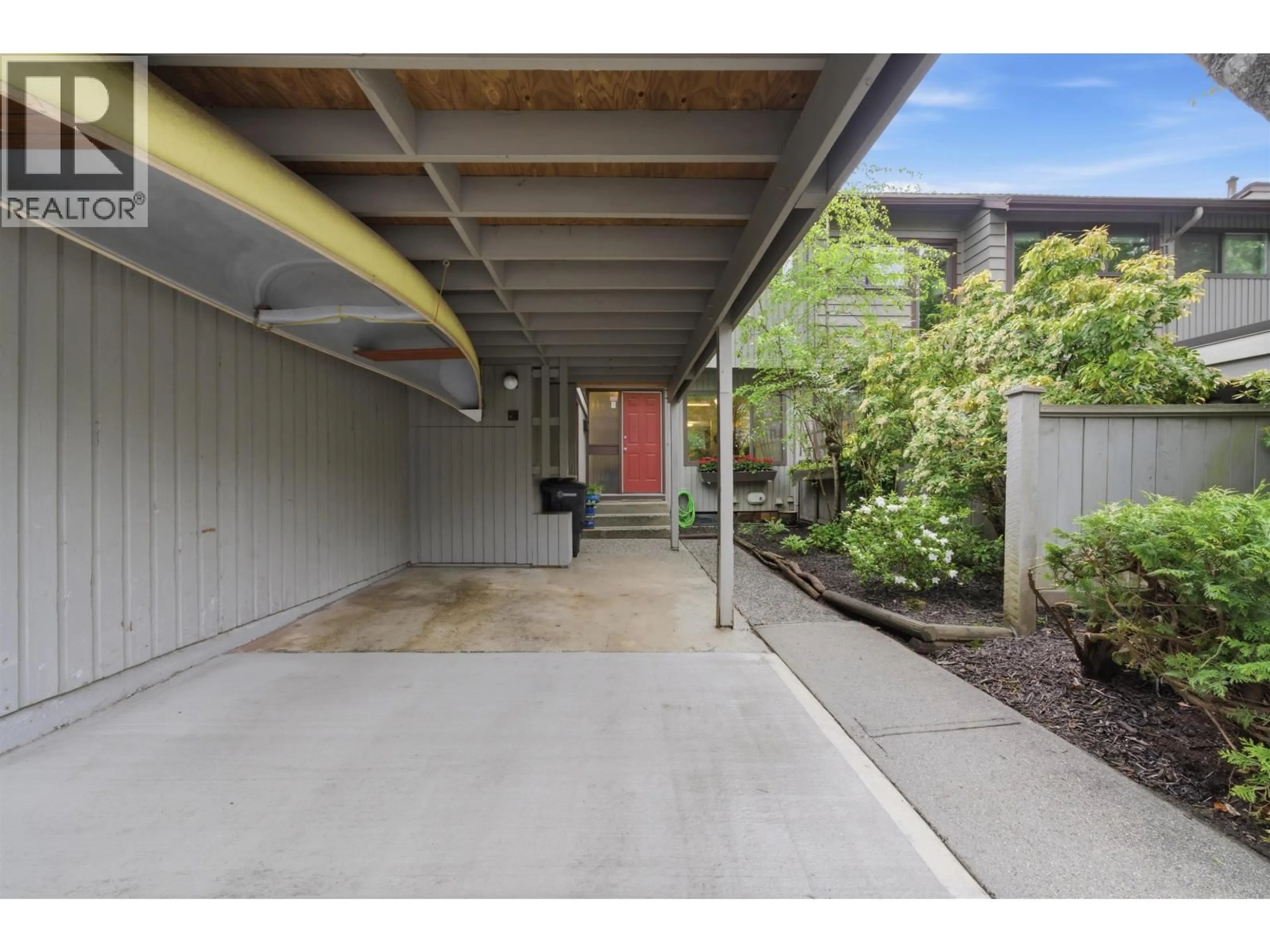 Unknown for 4748 LAURELWOOD PLACE, Burnaby British Columbia V5G4B2