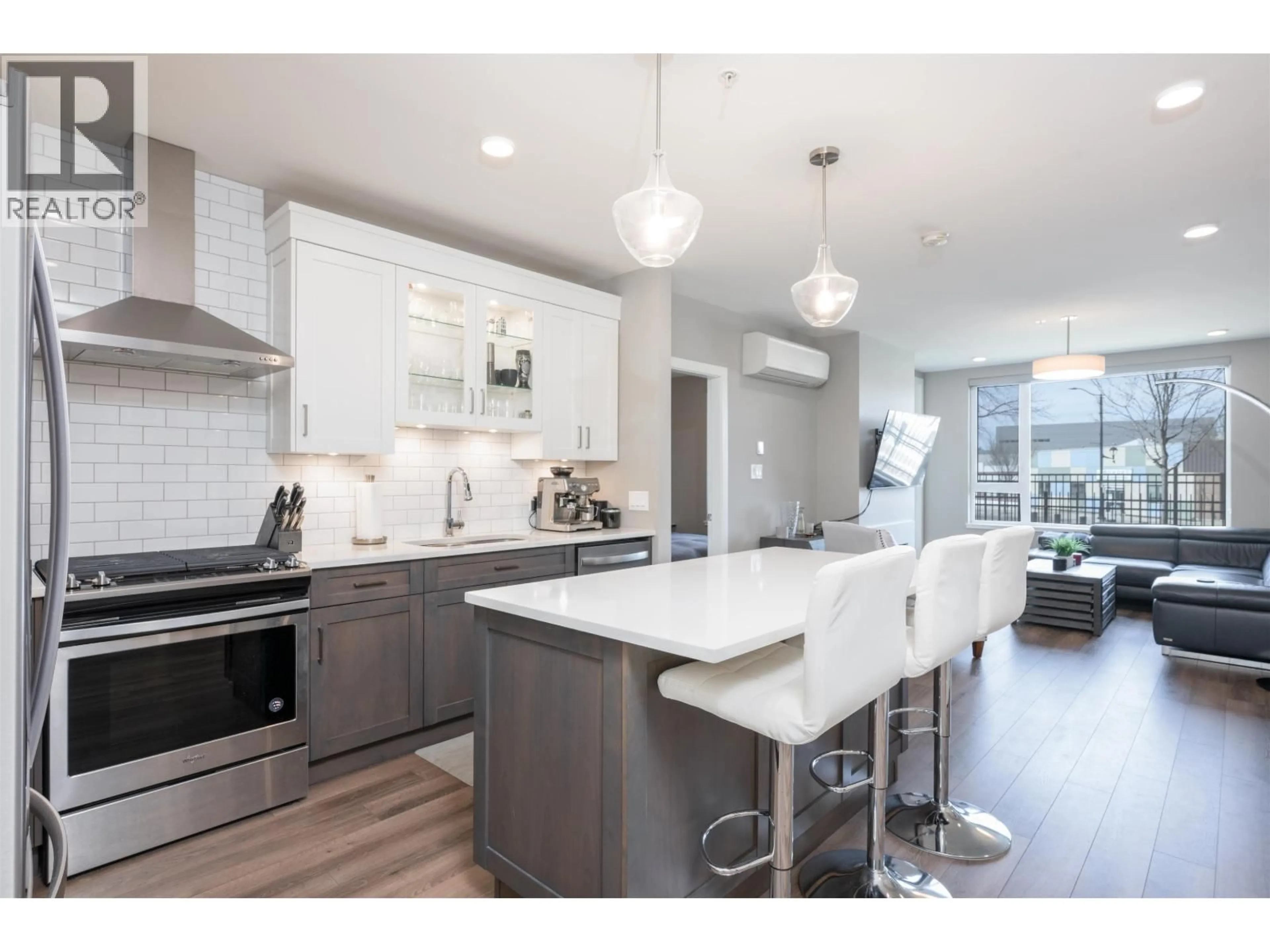 Open concept kitchen, unknown for 104 - 1087 6TH AVENUE, Prince George British Columbia V2L0E5