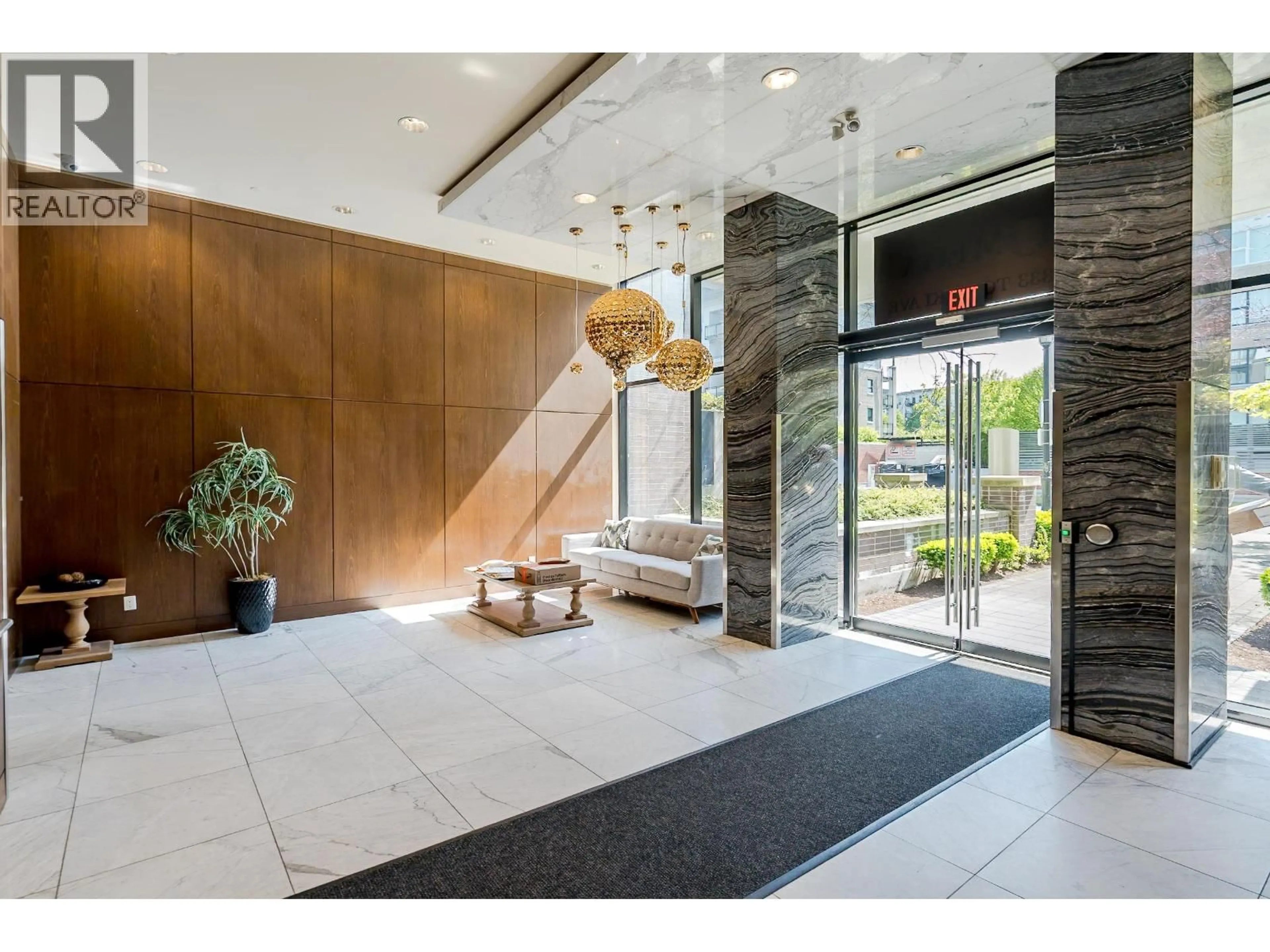 Indoor foyer for 330 - 9333 TOMICKI AVENUE, Richmond British Columbia V6X0L4