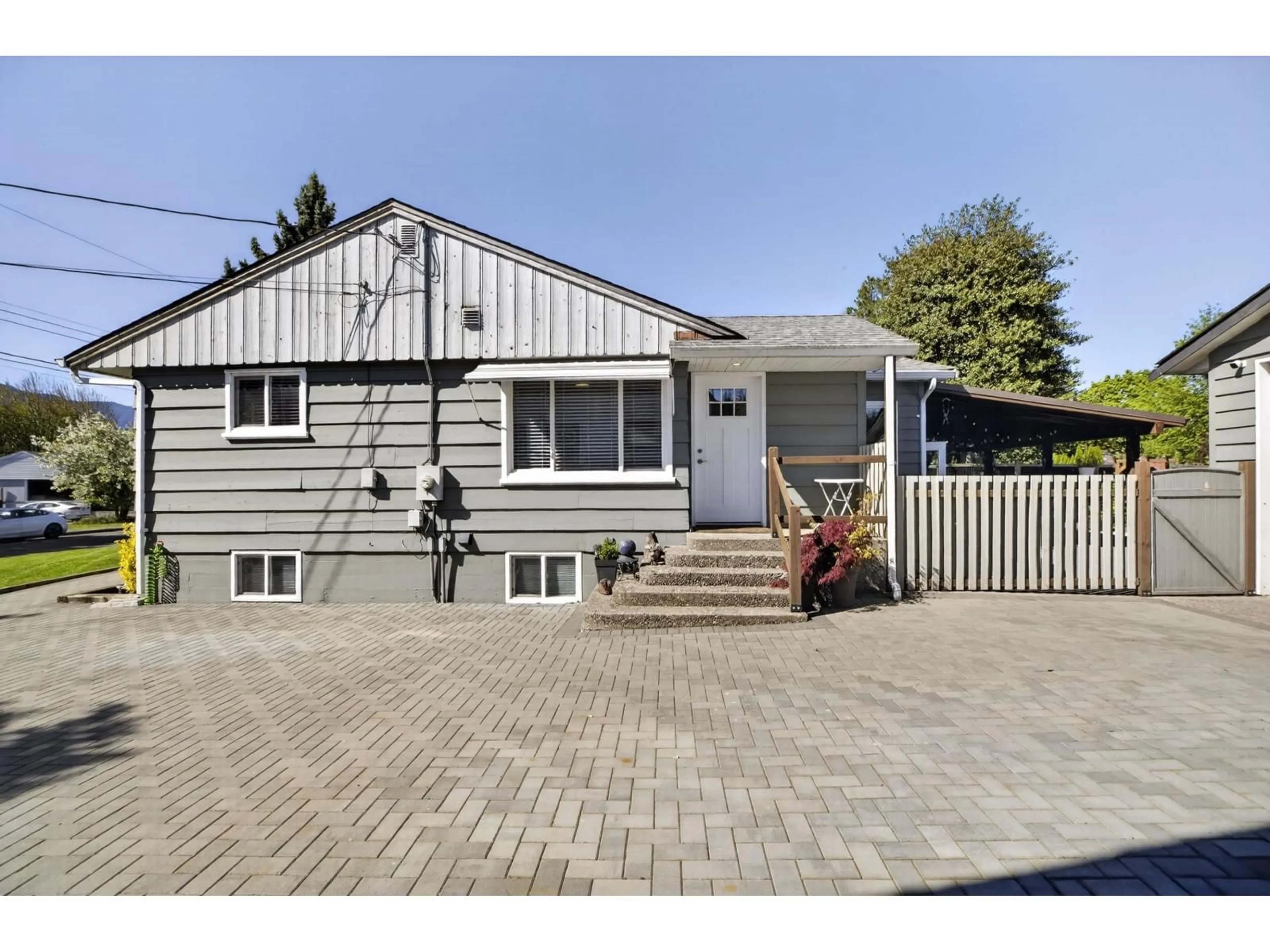 Home with vinyl exterior material, street for 9634 HAZEL STREET, Chilliwack British Columbia V2P5N9