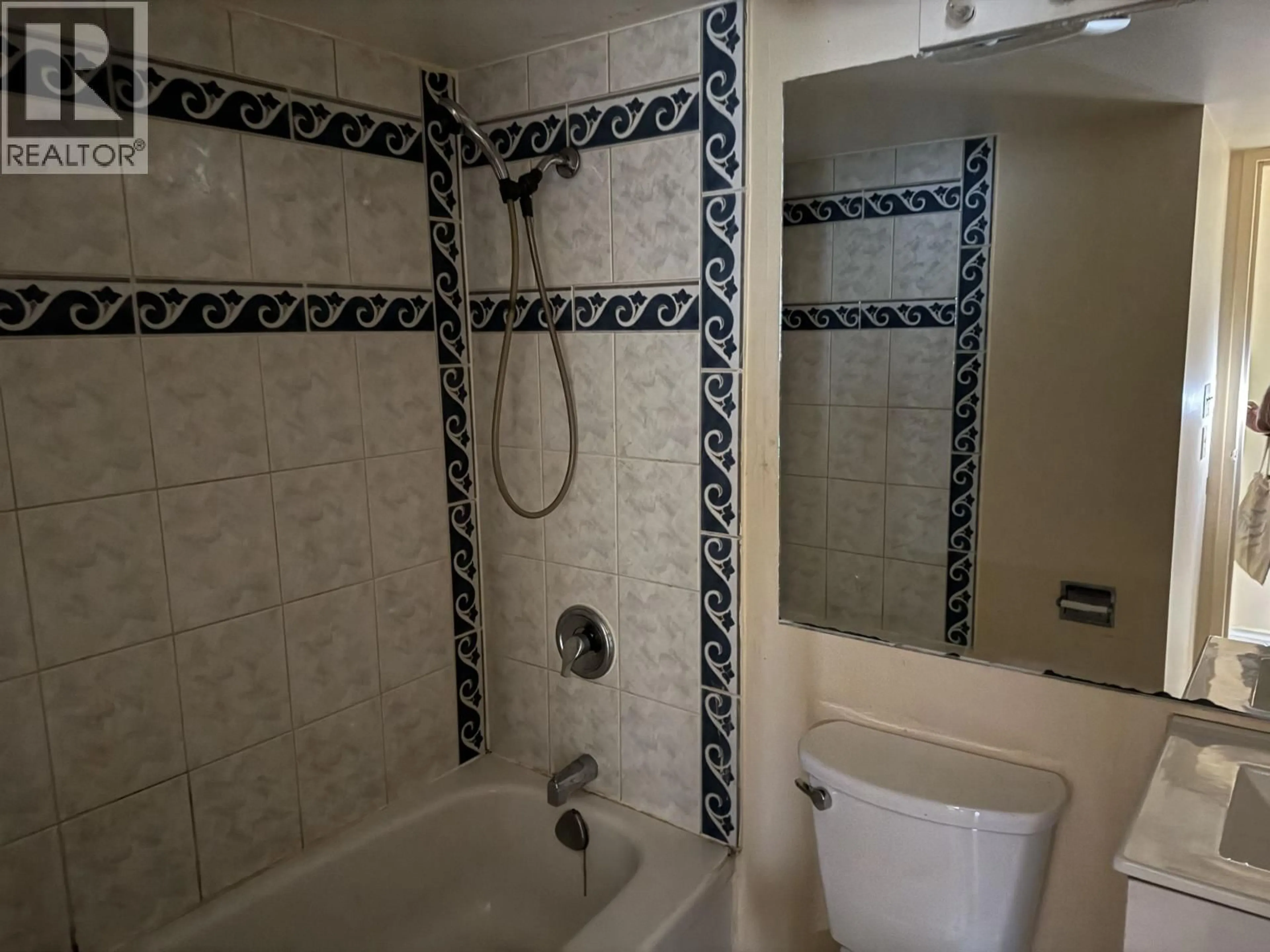 Standard bathroom, ceramic/tile floor for 201 - 7280 LINDSAY ROAD, Richmond British Columbia V7C3M6