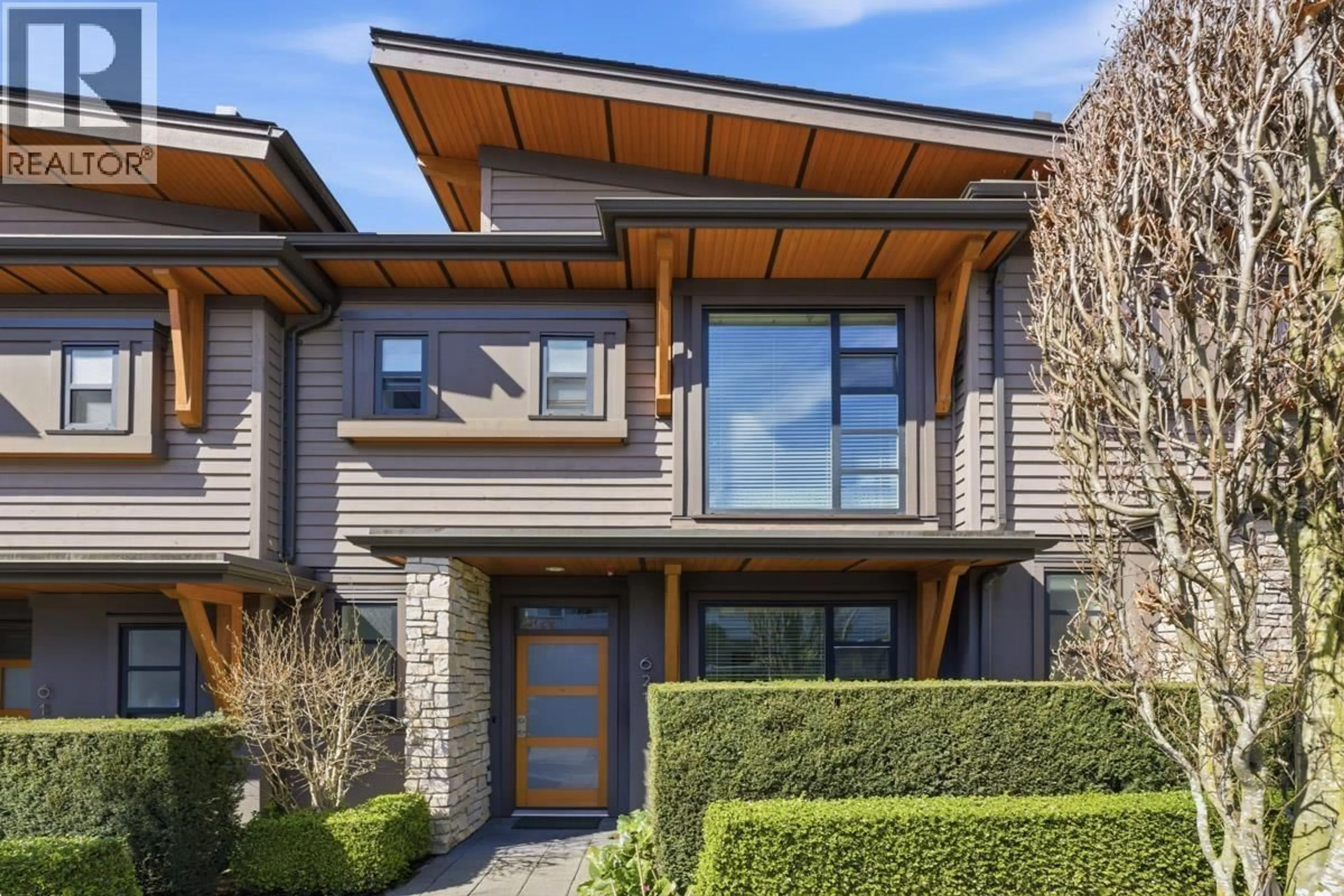 Home with brick exterior material, street for 621 14TH STREET, West Vancouver British Columbia V7T0A4