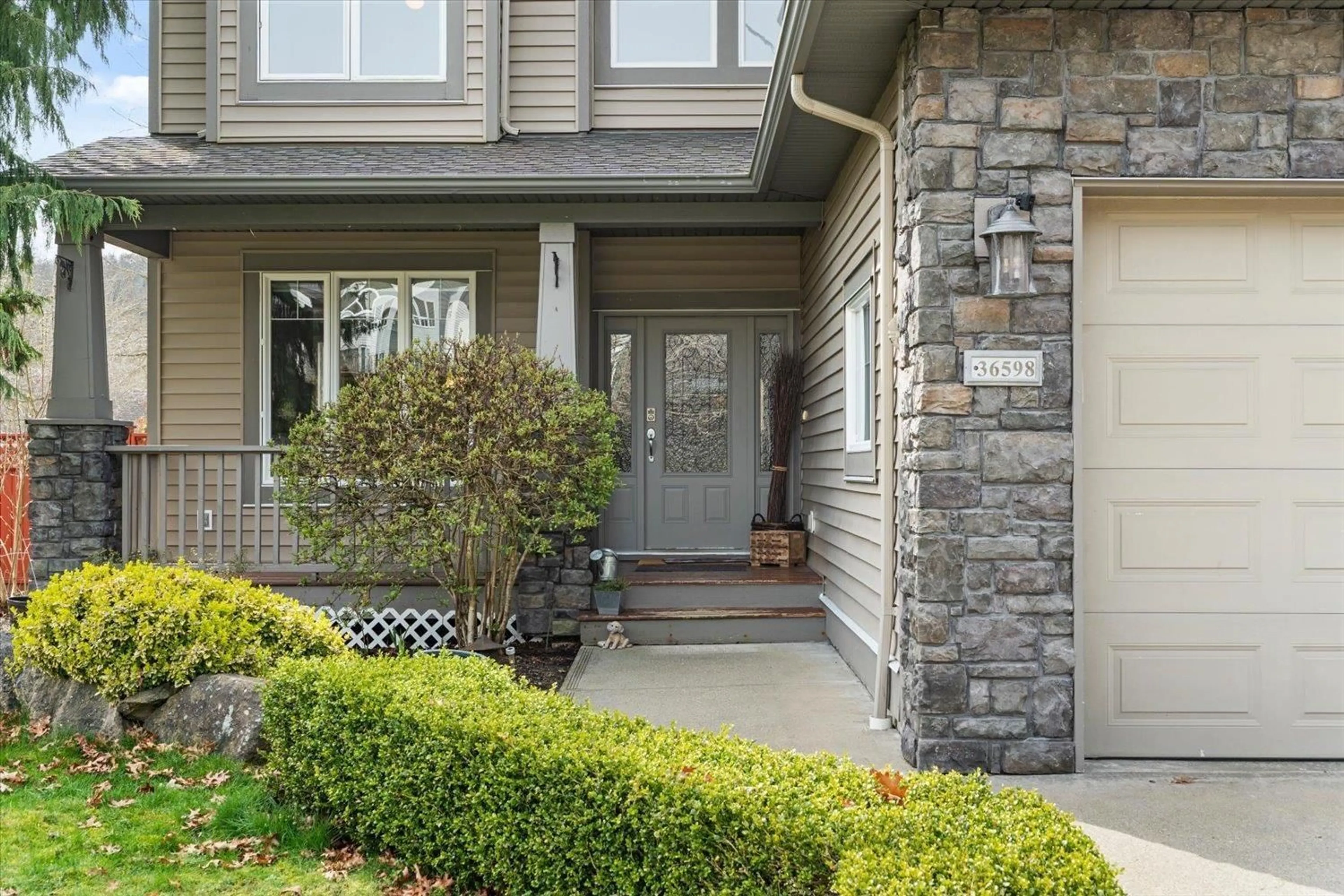 Home with brick exterior material, street for 36598 AUGUSTON EAST PARKWAY, Abbotsford British Columbia V3G3C6