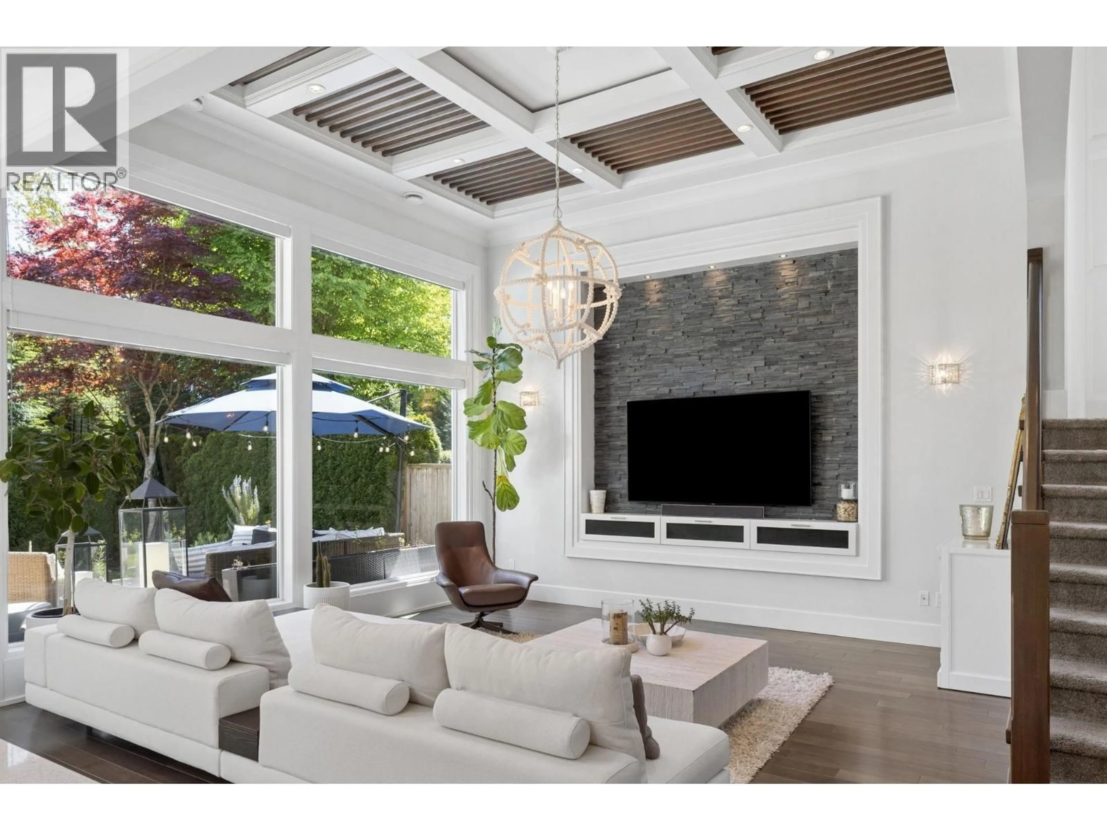 Home theater for 5880 COVE REACH ROAD, Delta British Columbia V4K5G9