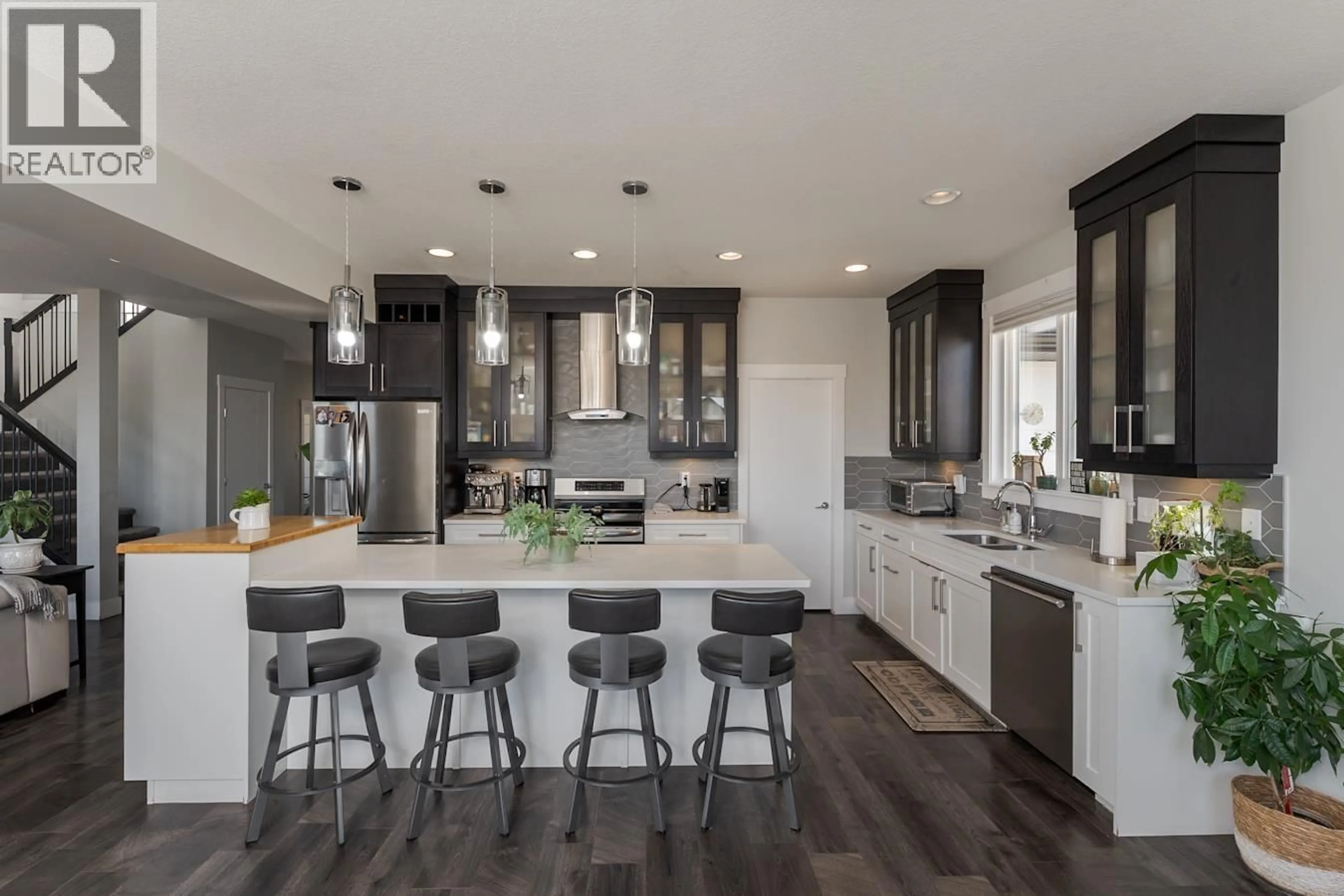 Open concept kitchen, unknown for 2480 CARMICHAEL PLACE, Prince George British Columbia V2N0B9