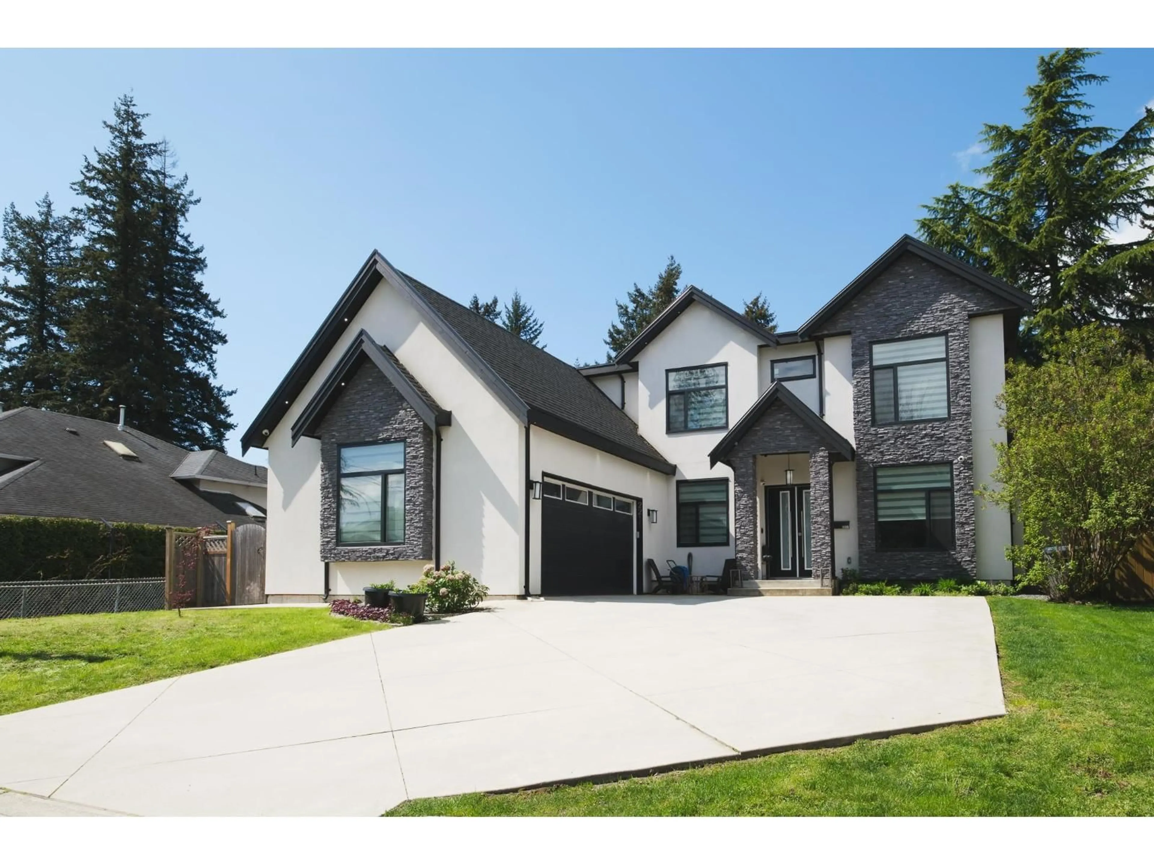 Home with brick exterior material, street for 2211 154 STREET, Surrey British Columbia V4A4S6