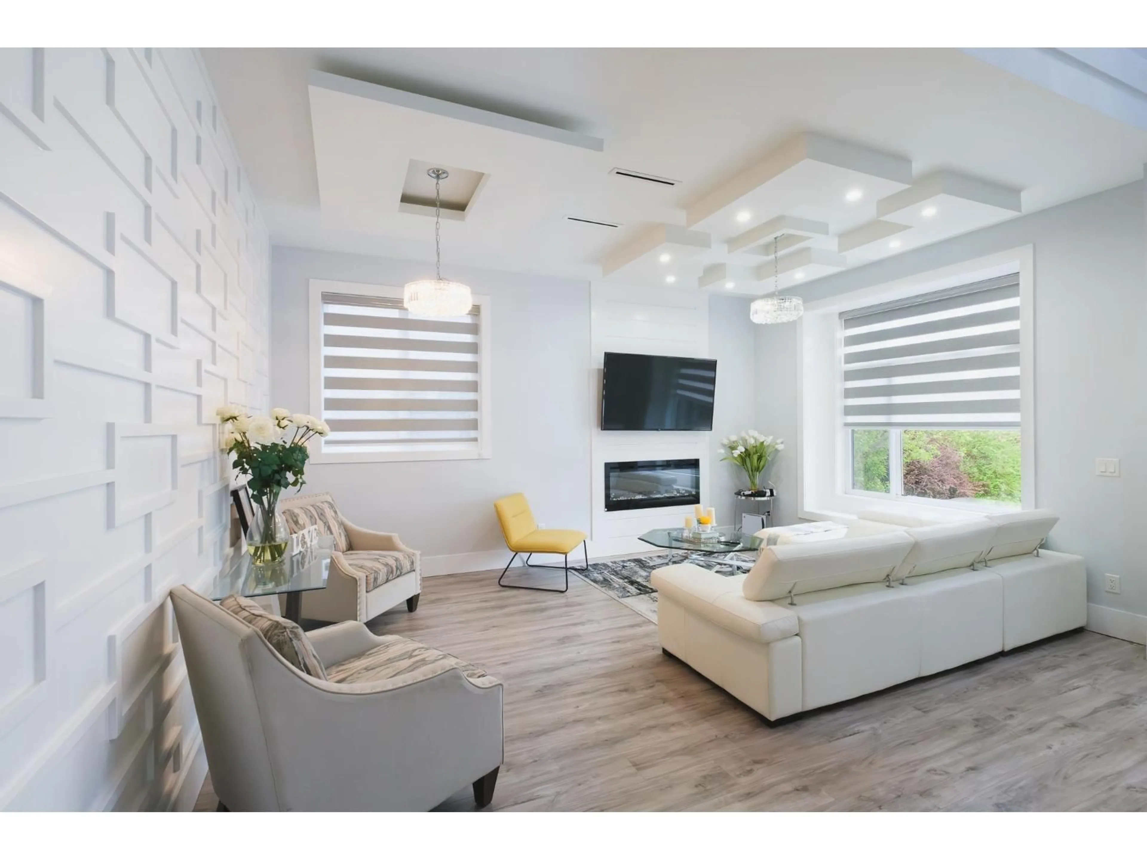 Living room with furniture, unknown for 2211 154 STREET, Surrey British Columbia V4A4S6