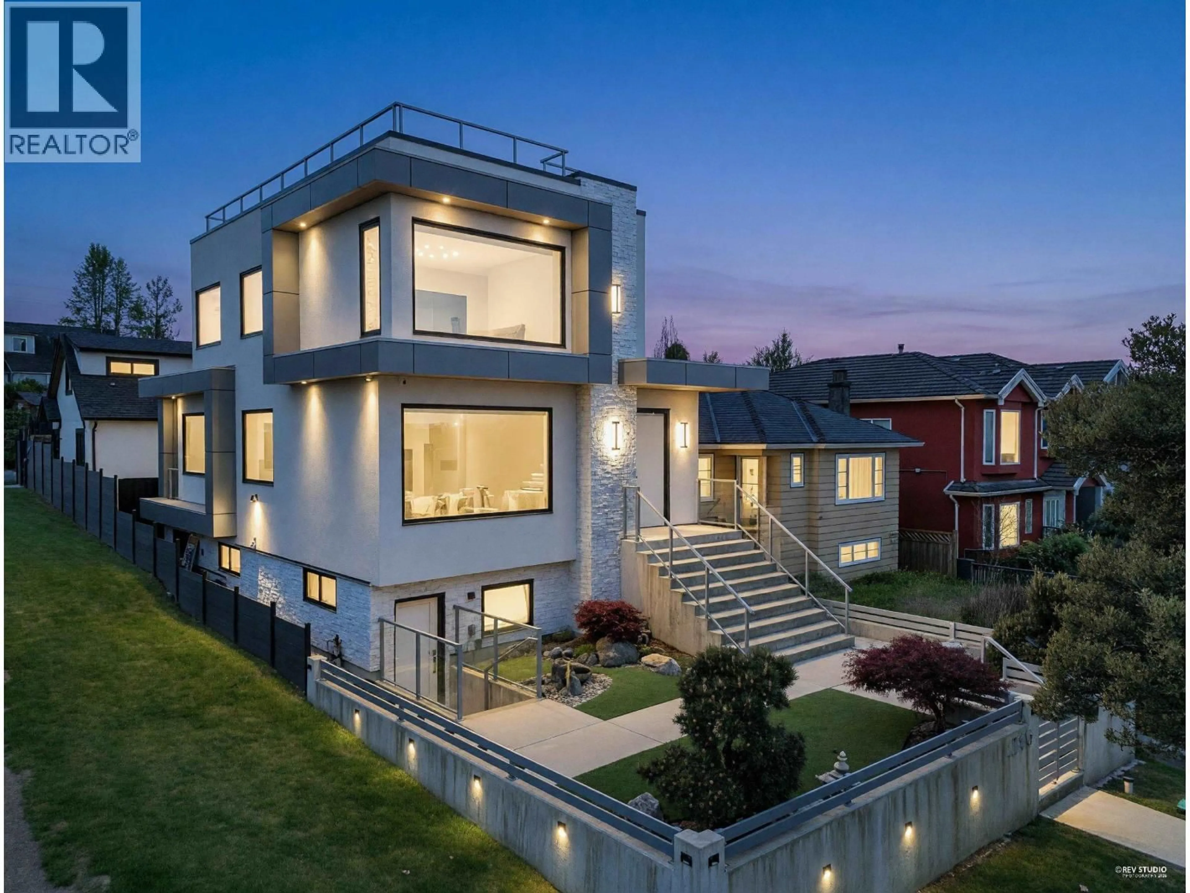 Home with brick exterior material, unknown for 2796 4TH AVENUE, Vancouver British Columbia V5M1K6