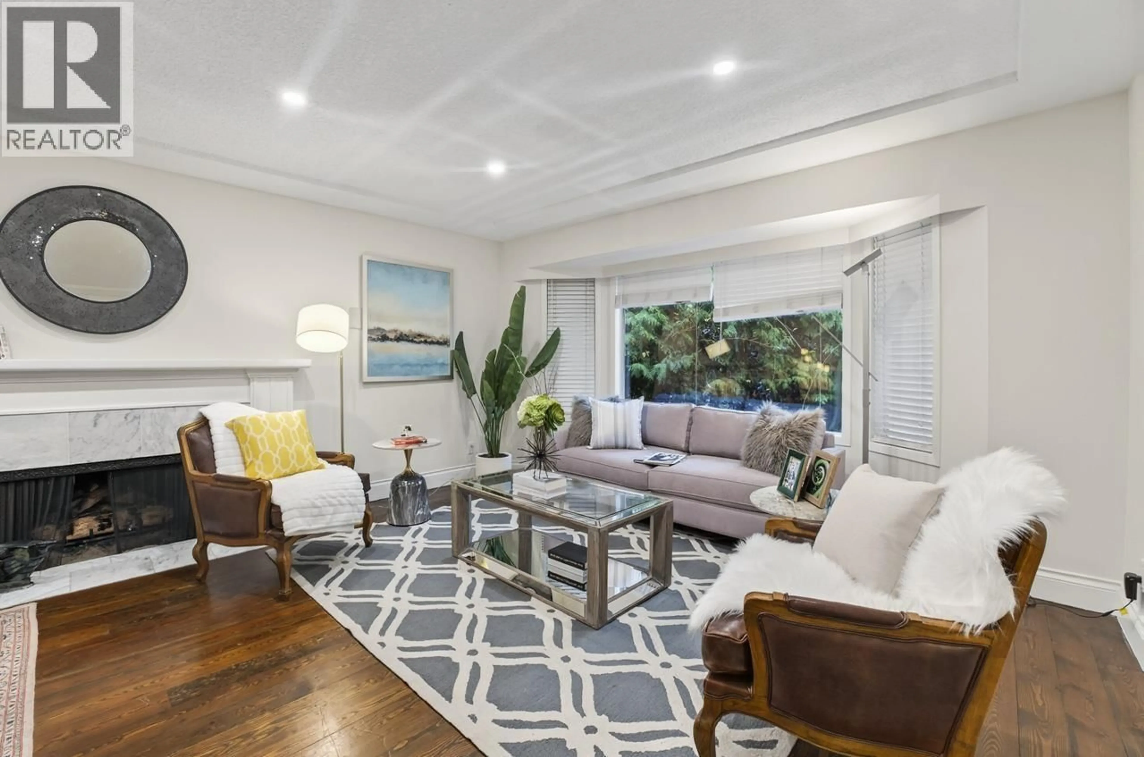 Living room with furniture, unknown for 4158 SALISH DRIVE, Vancouver British Columbia V6N3M4