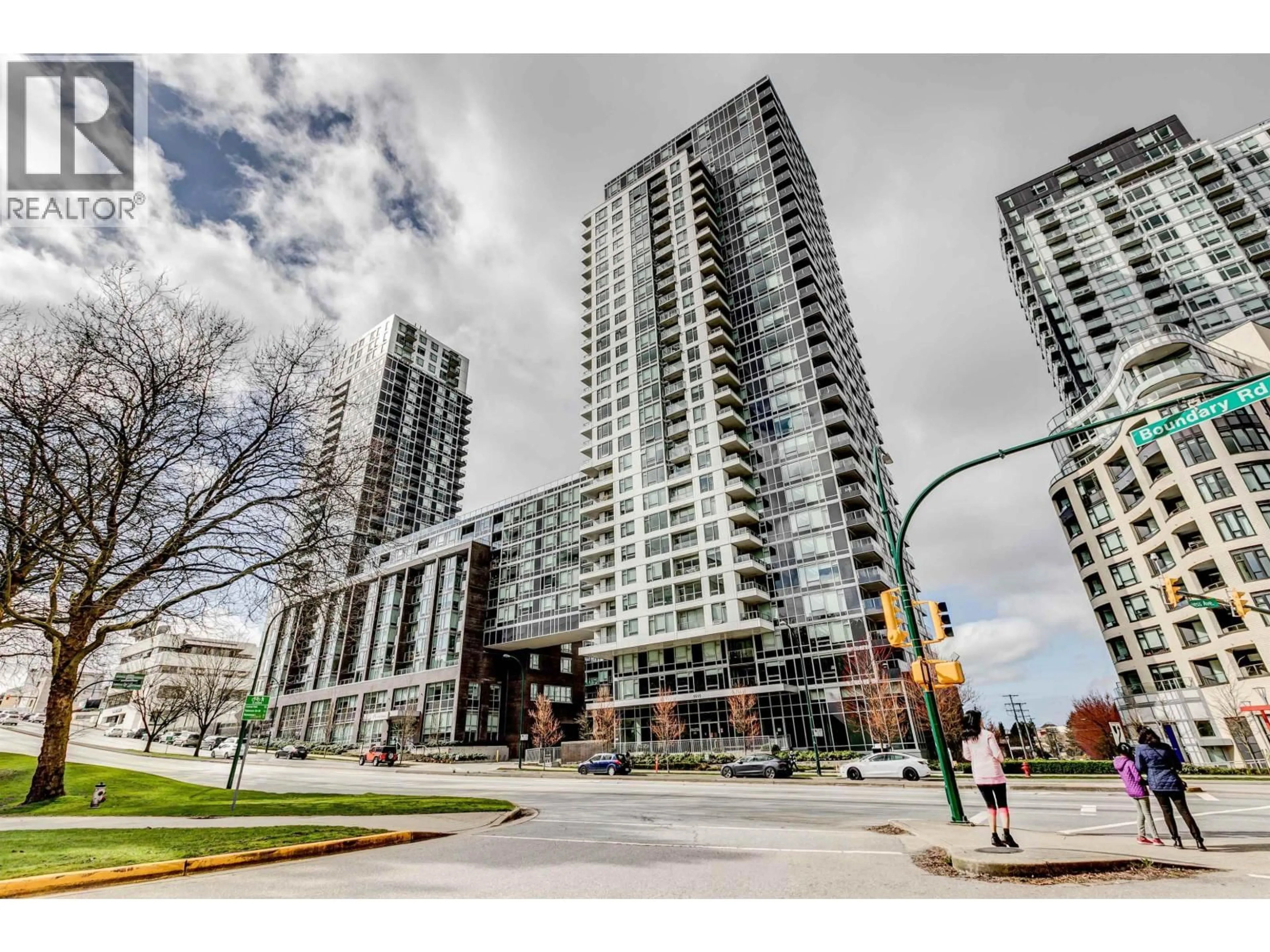 Unknown for 652 - 5515 BOUNDARY ROAD, Vancouver British Columbia V5R0E5