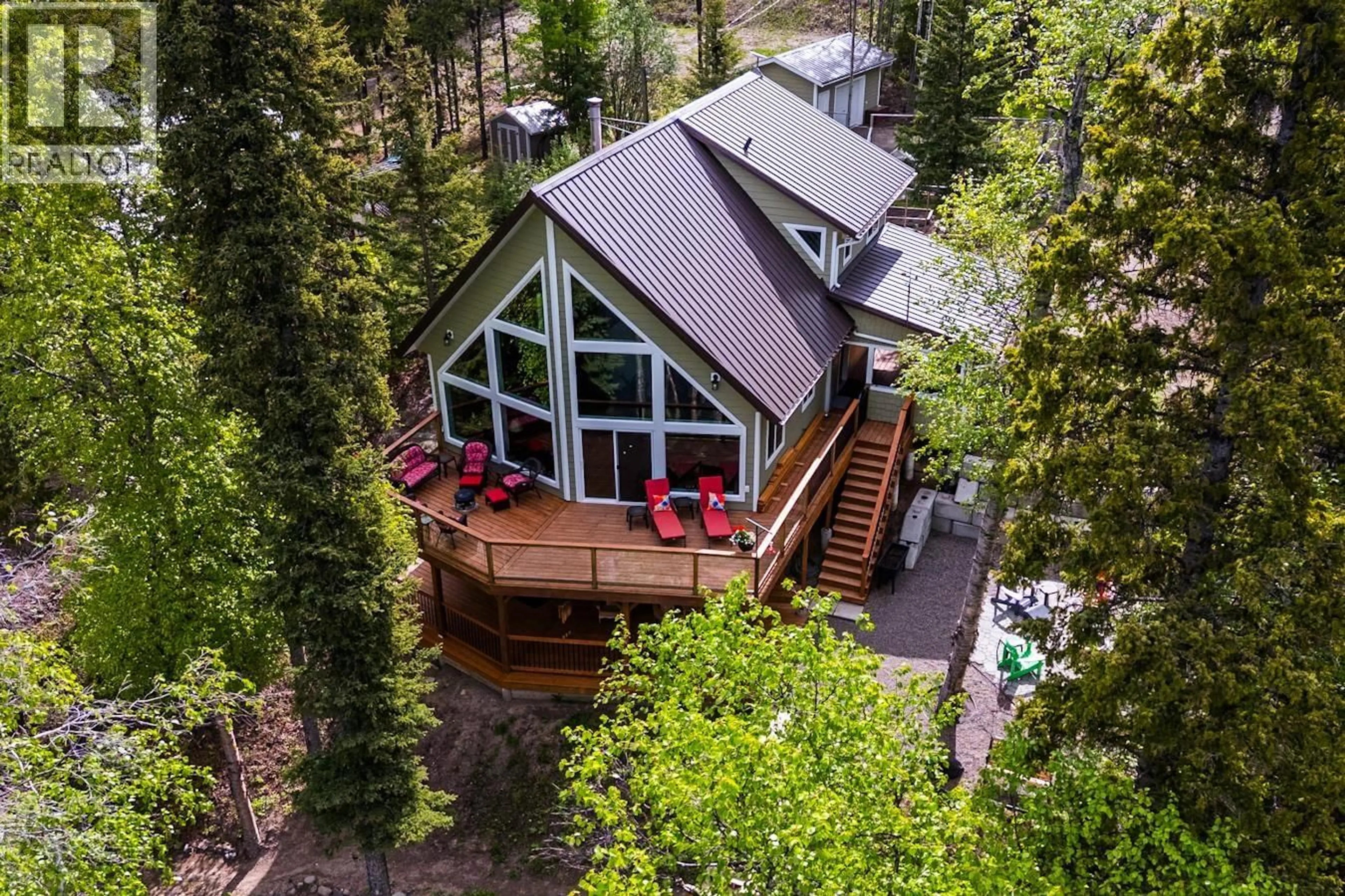 A pic from outside/outdoor area/front of a property/back of a property/a pic from drone, forest/trees view for 57700 SOMERSET DRIVE, Prince George British Columbia V0J3A3