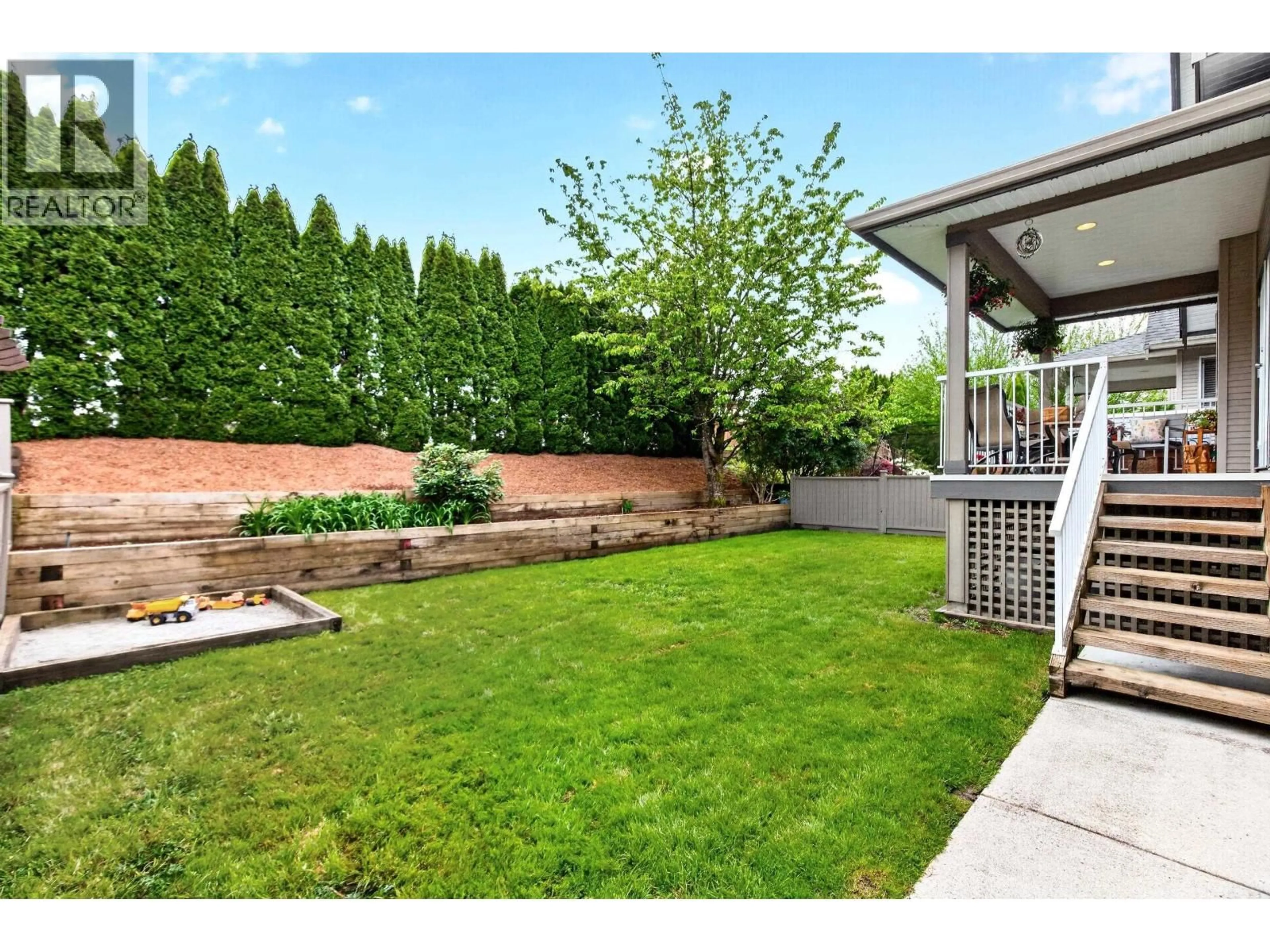 Patio, street for 19650 ALOUETTE BOULEVARD, Pitt Meadows British Columbia V3Y2V8