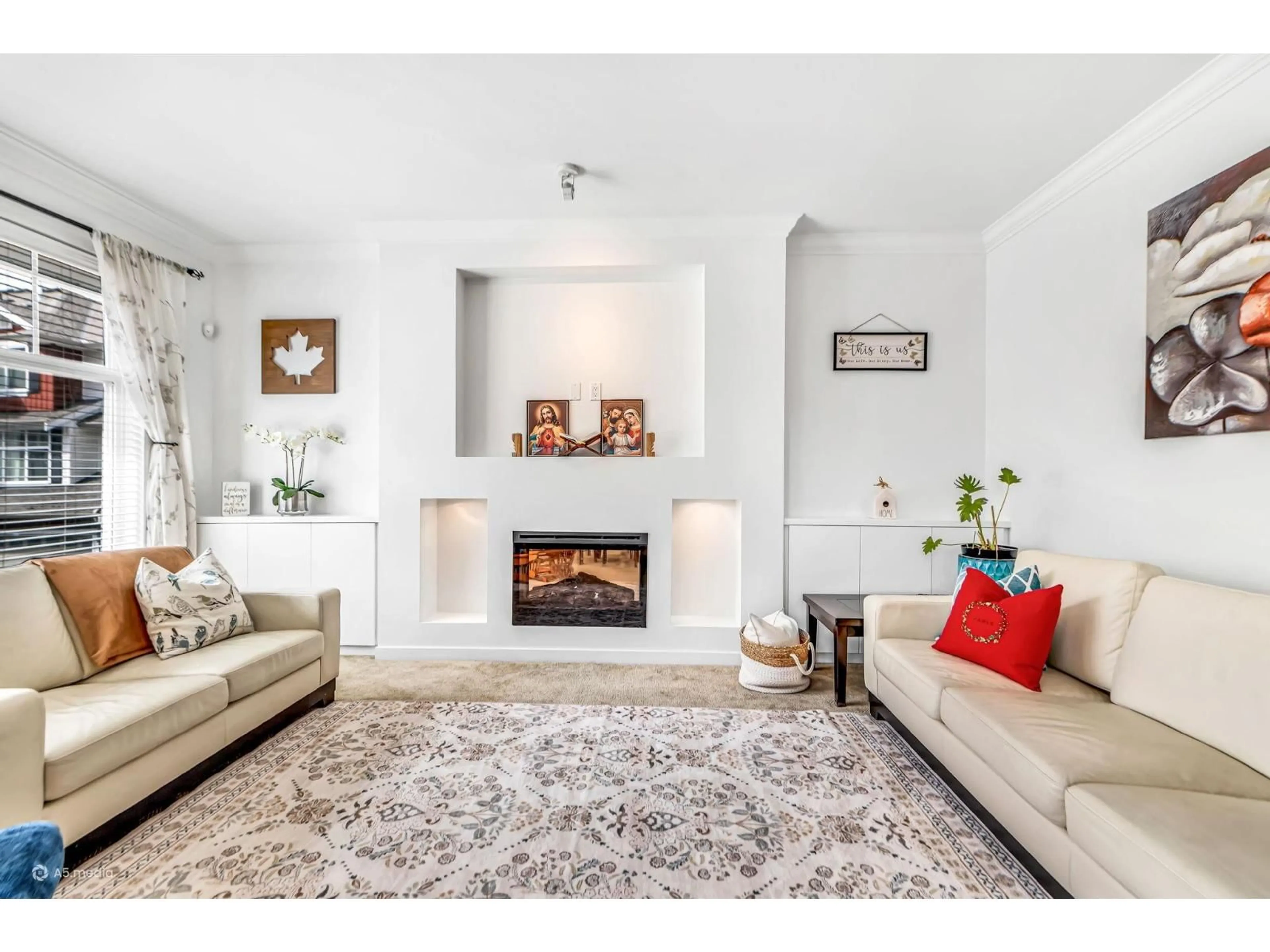 Living room with furniture, unknown for 19 - 6956 193 STREET, Surrey British Columbia V4N6E7