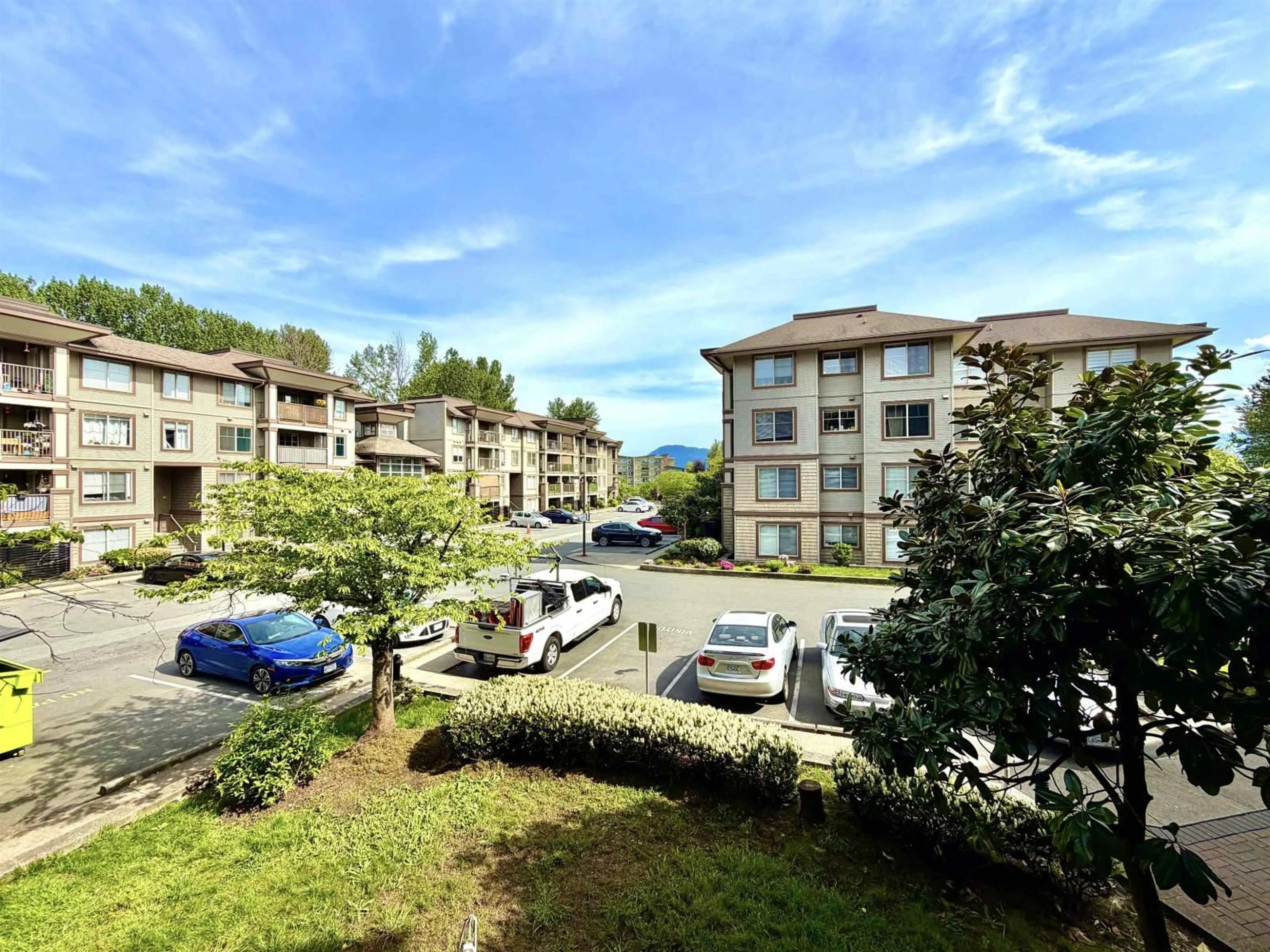 A pic from outside/outdoor area/front of a property/back of a property/a pic from drone, mountain view for 214 - 45555 YALE ROAD, Chilliwack British Columbia V2P0A9