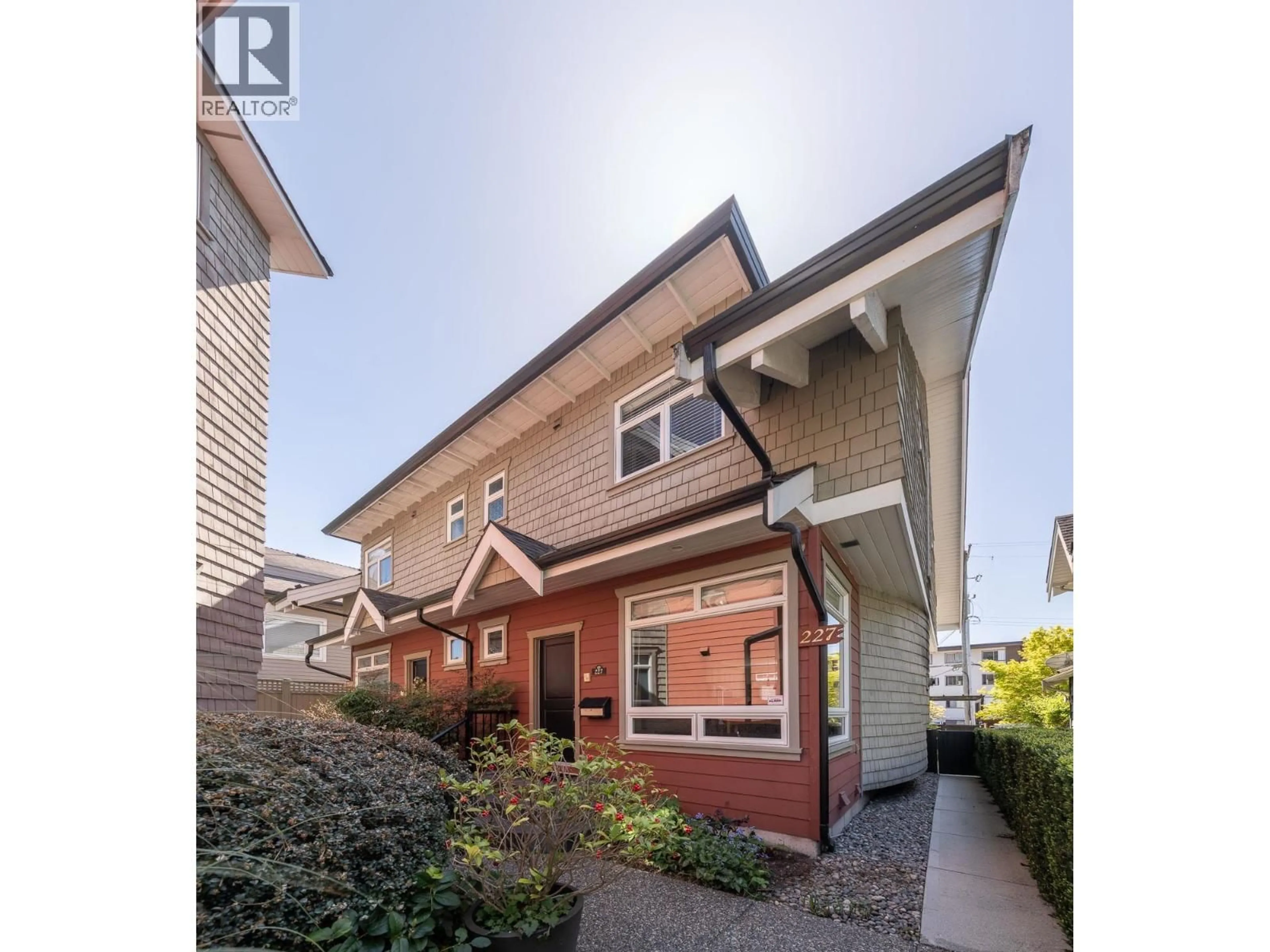 Unknown for 227 17 STREET, North Vancouver British Columbia V7L2V8