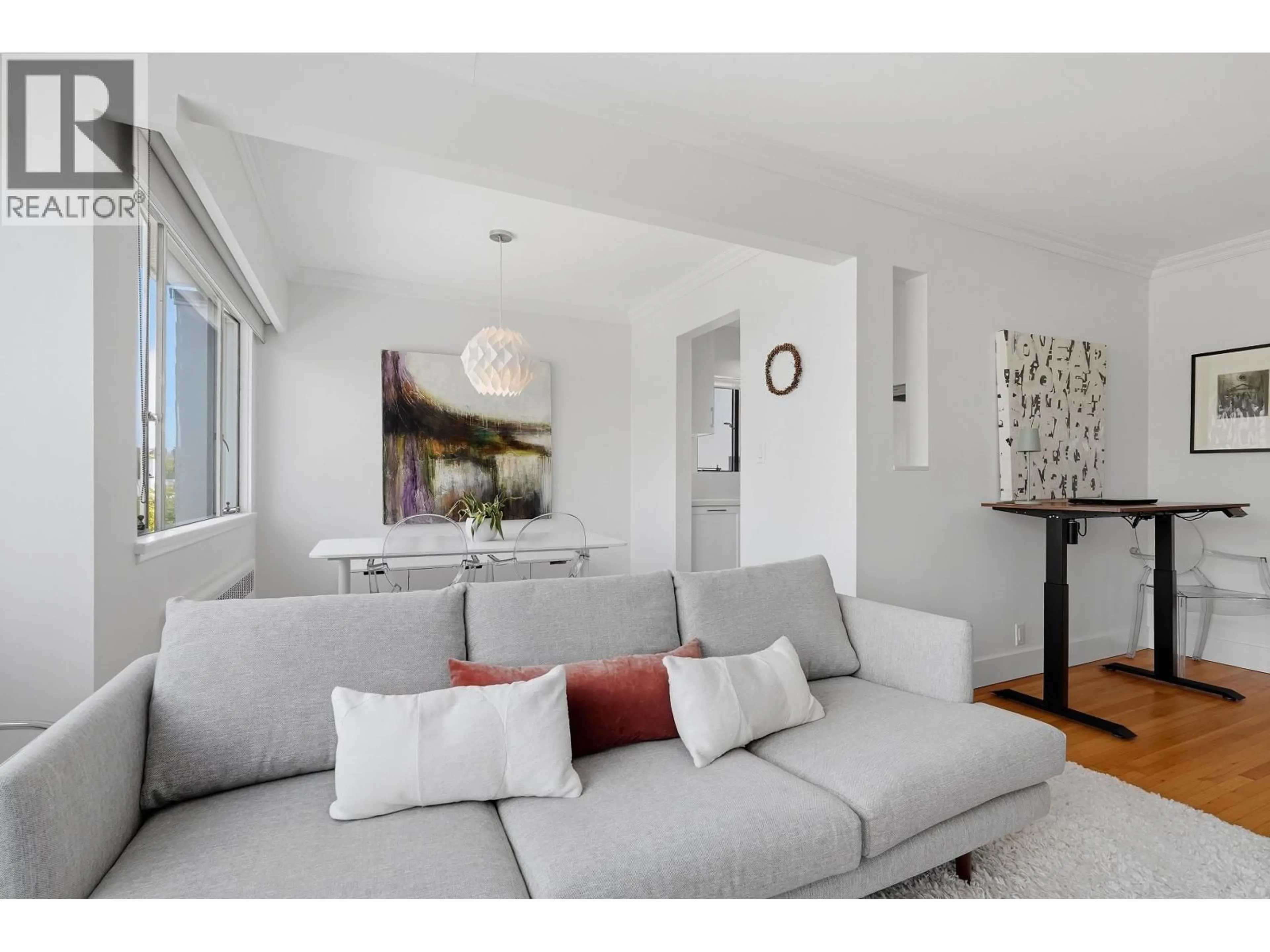 Living room with furniture, unknown for 8 - 2255 40TH AVENUE, Vancouver British Columbia V6M1W7
