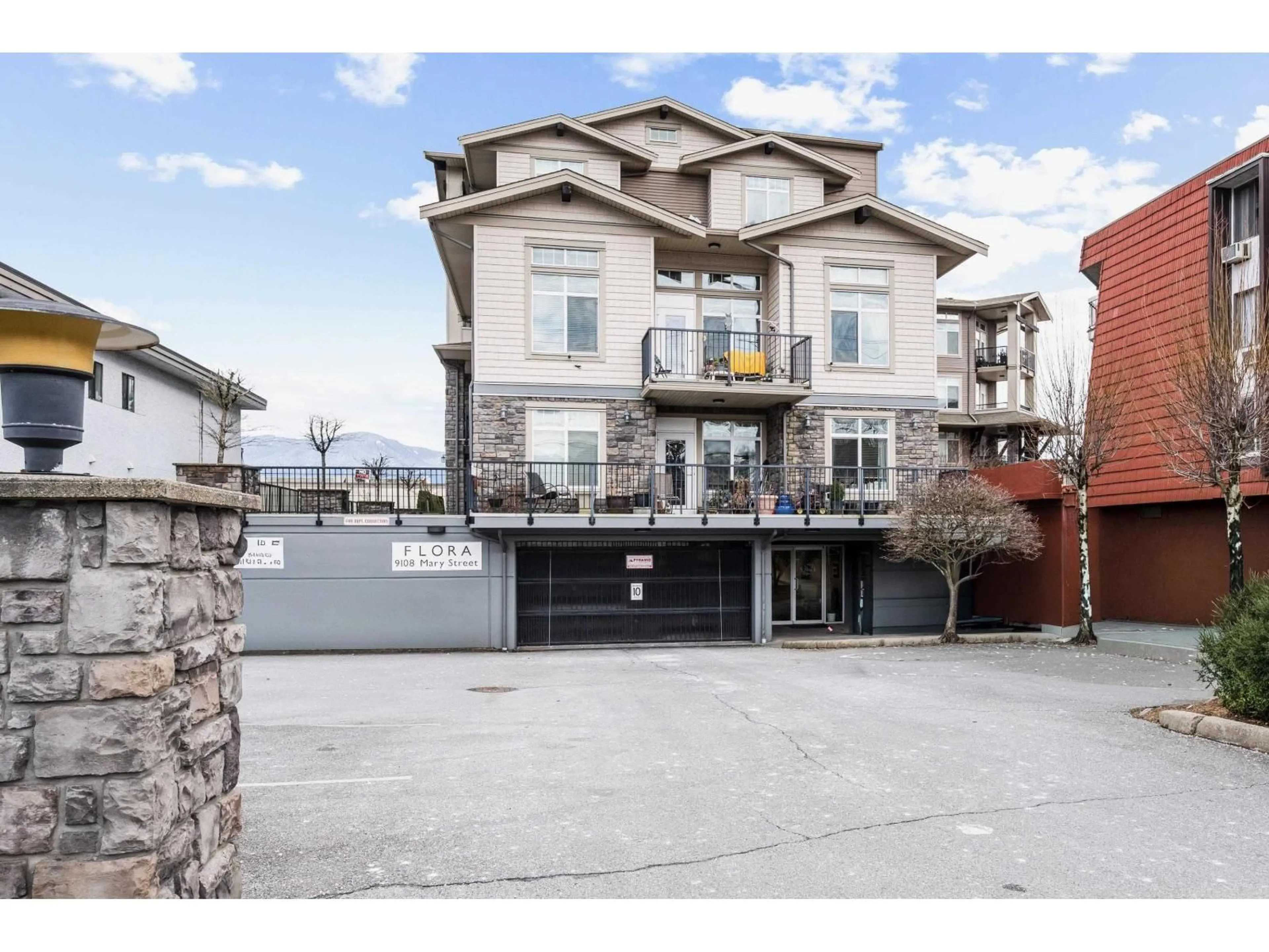 Patio, unknown for 204 - 9108 MARY STREET, Chilliwack British Columbia V2P4J1