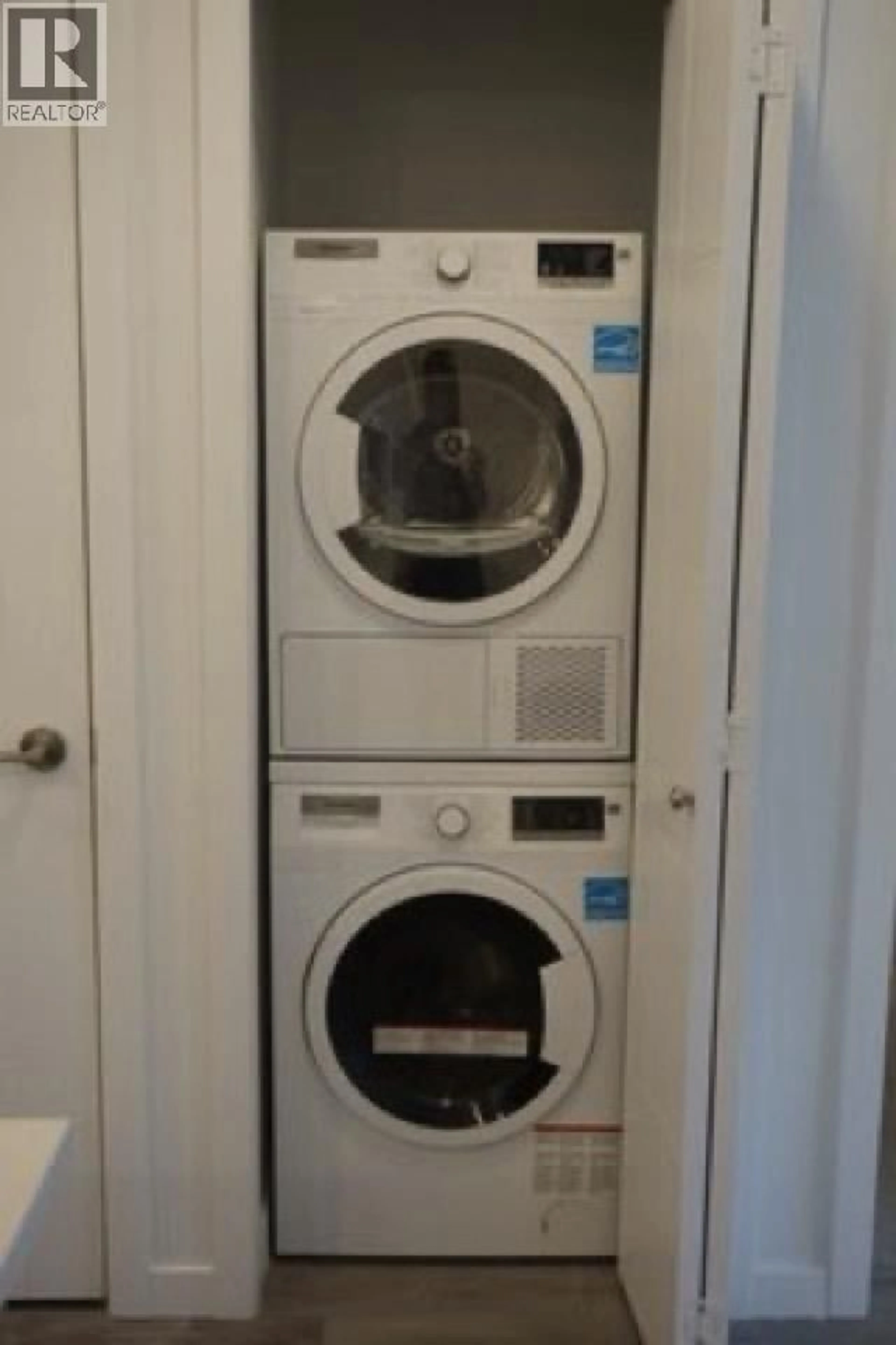 Laundry room for 507 - 11641 227 STREET, Maple Ridge British Columbia V2X9J6