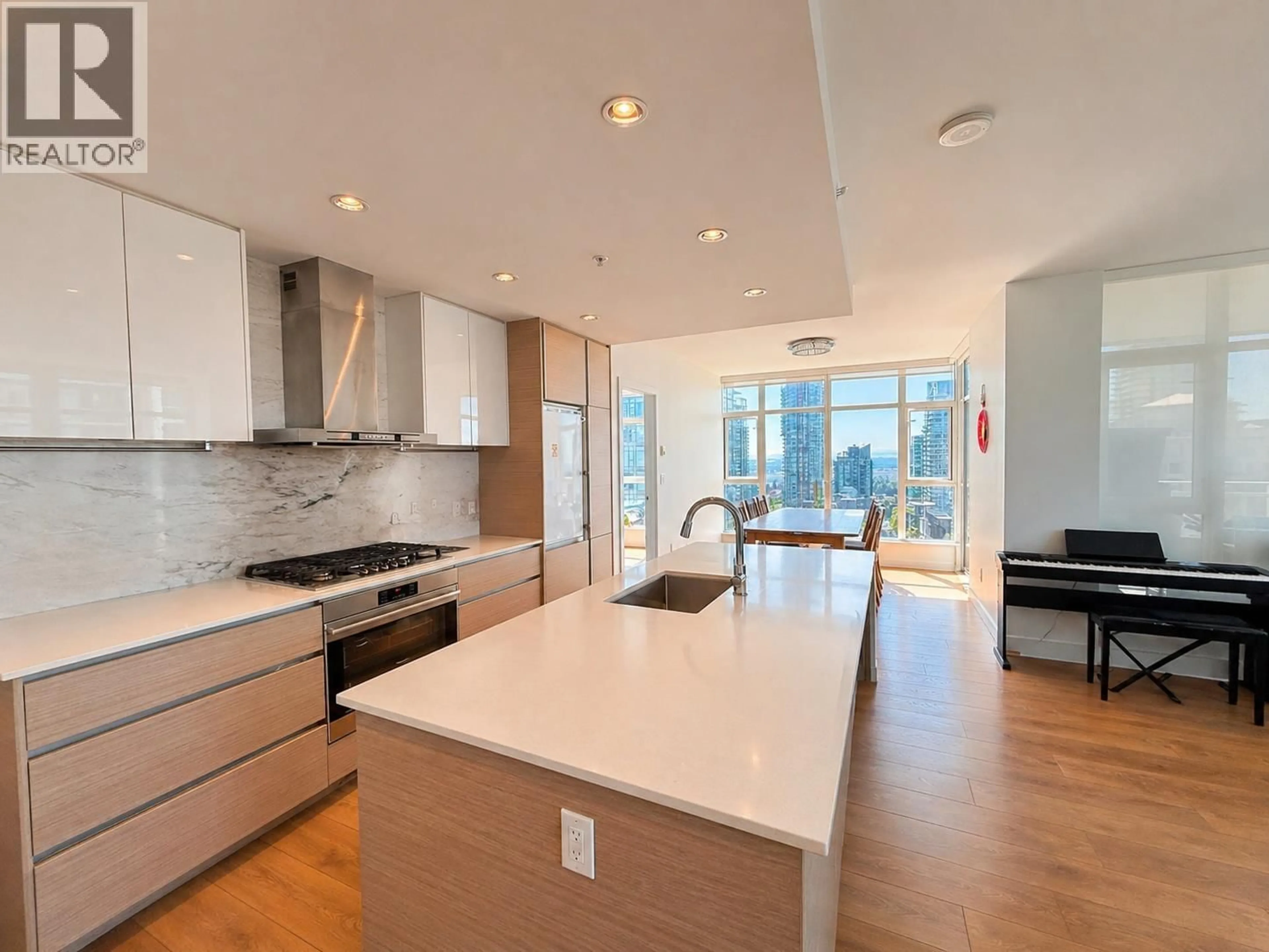 Open concept kitchen, unknown for 3006 - 4670 ASSEMBLY WAY, Burnaby British Columbia V5H0H3