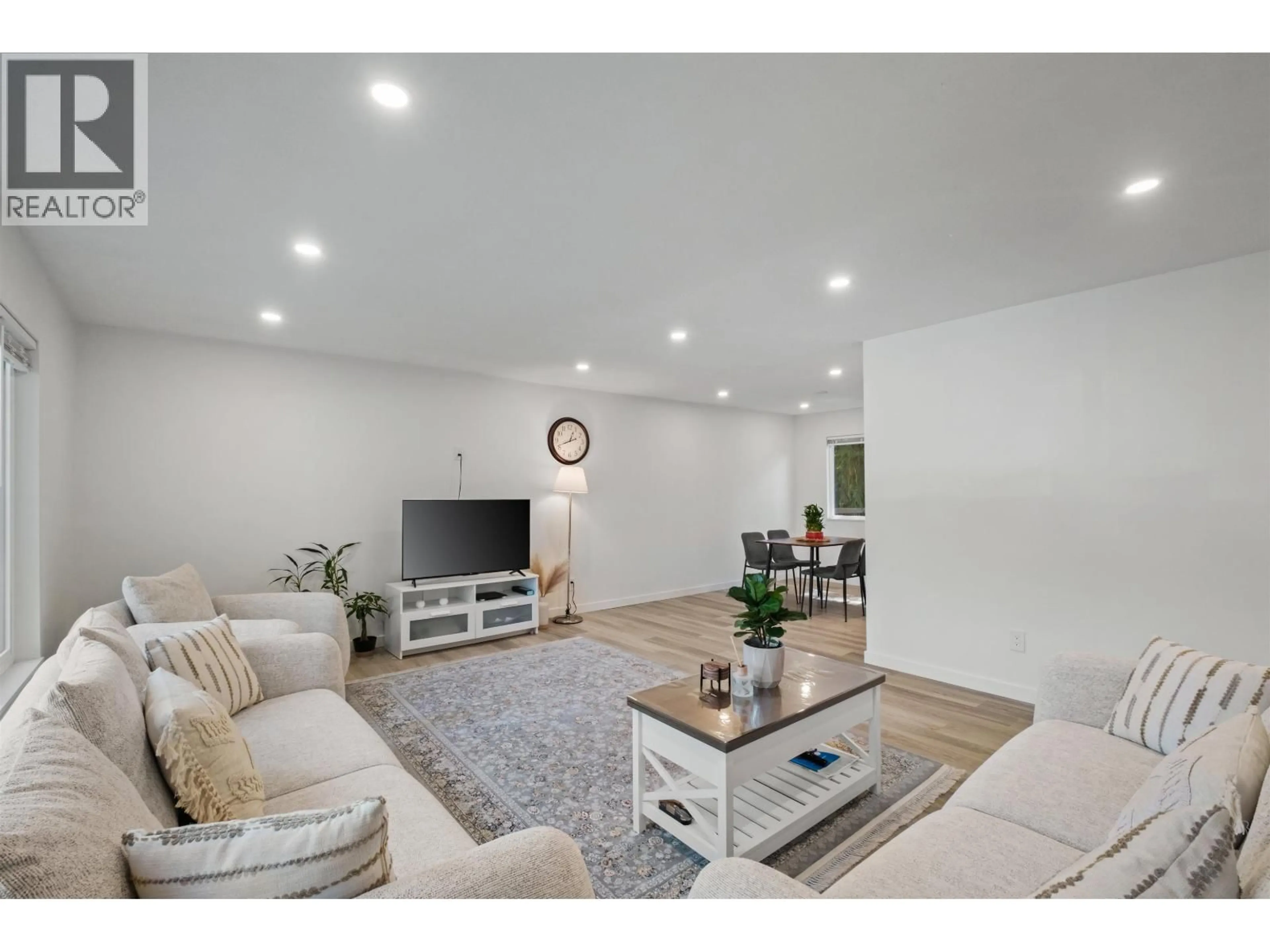 Living room with furniture, unknown for 1344 PRAIRIE AVENUE, Port Coquitlam British Columbia V3B1T1